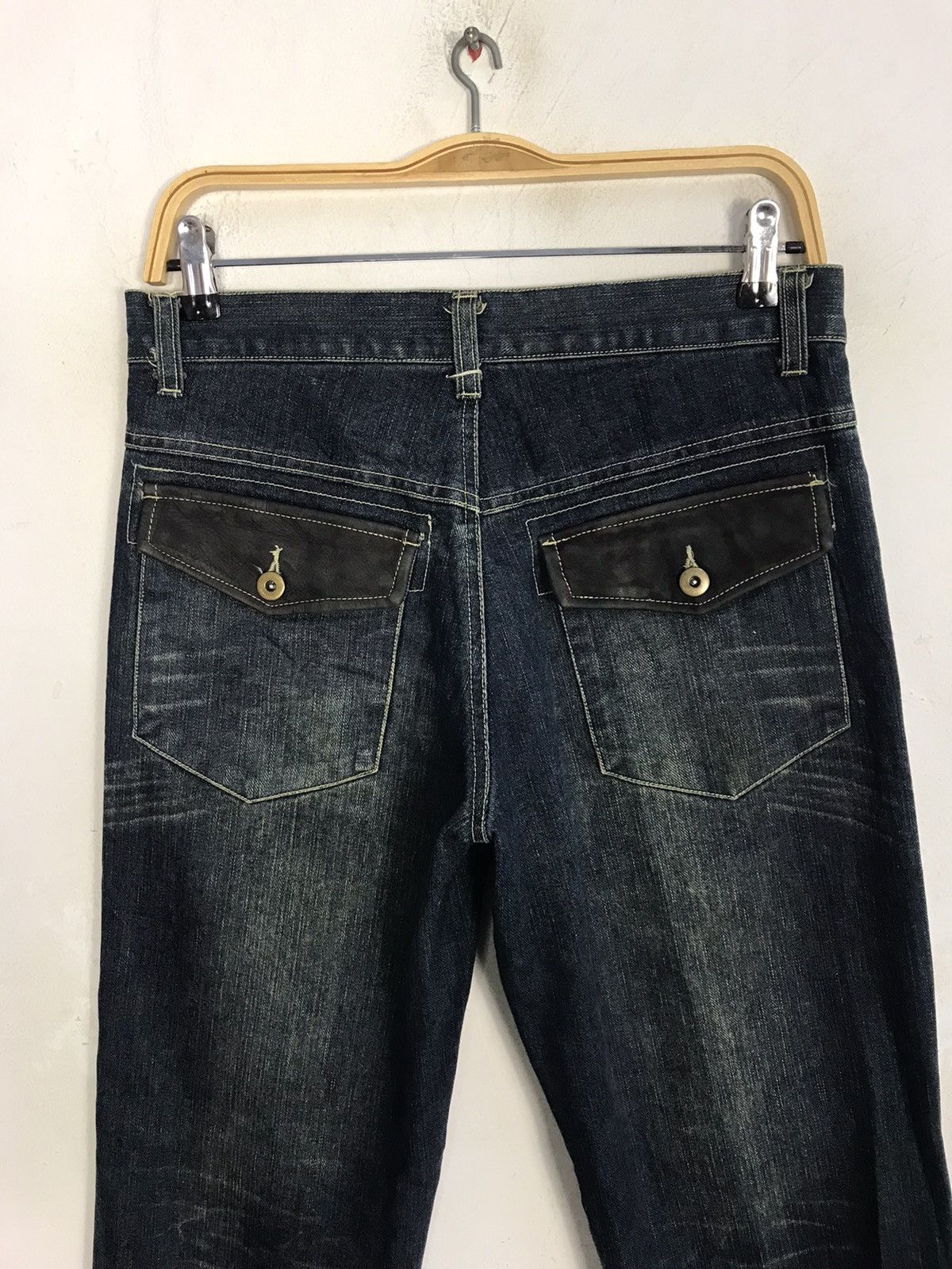 Japanese Brand Distressed Massive Squad Leather Flap Pocket Denim Jeans Size US 30 / EU 46 - 4 Thumbnail
