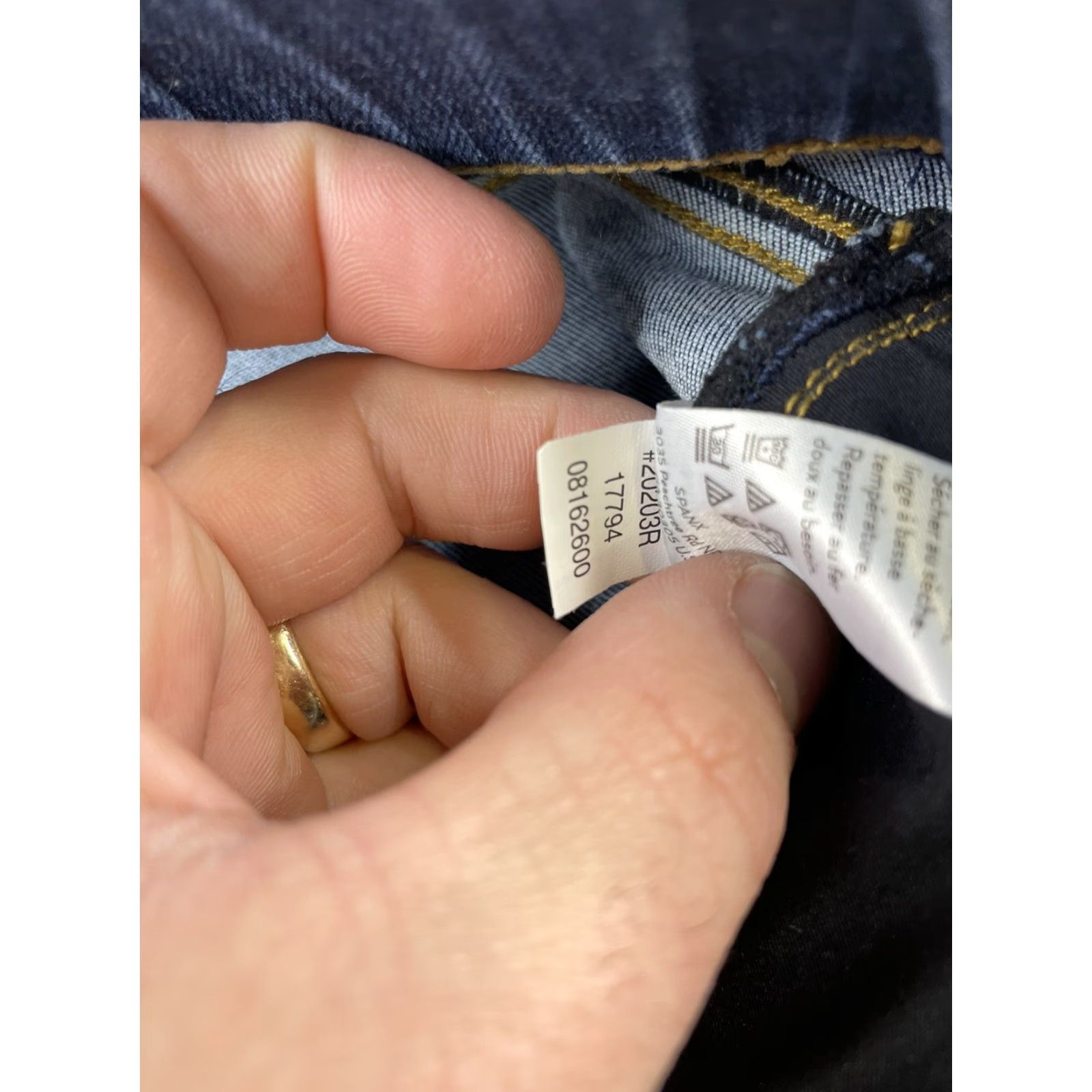 Spanx Spanx Jeans Skinny Distressed Mid Denim 27 in Inseam Elastic Waist Shaping Slimming Stretch Women Blue M Size Regular 20203R Size 32" / US 10 / IT 46 - 5 Thumbnail