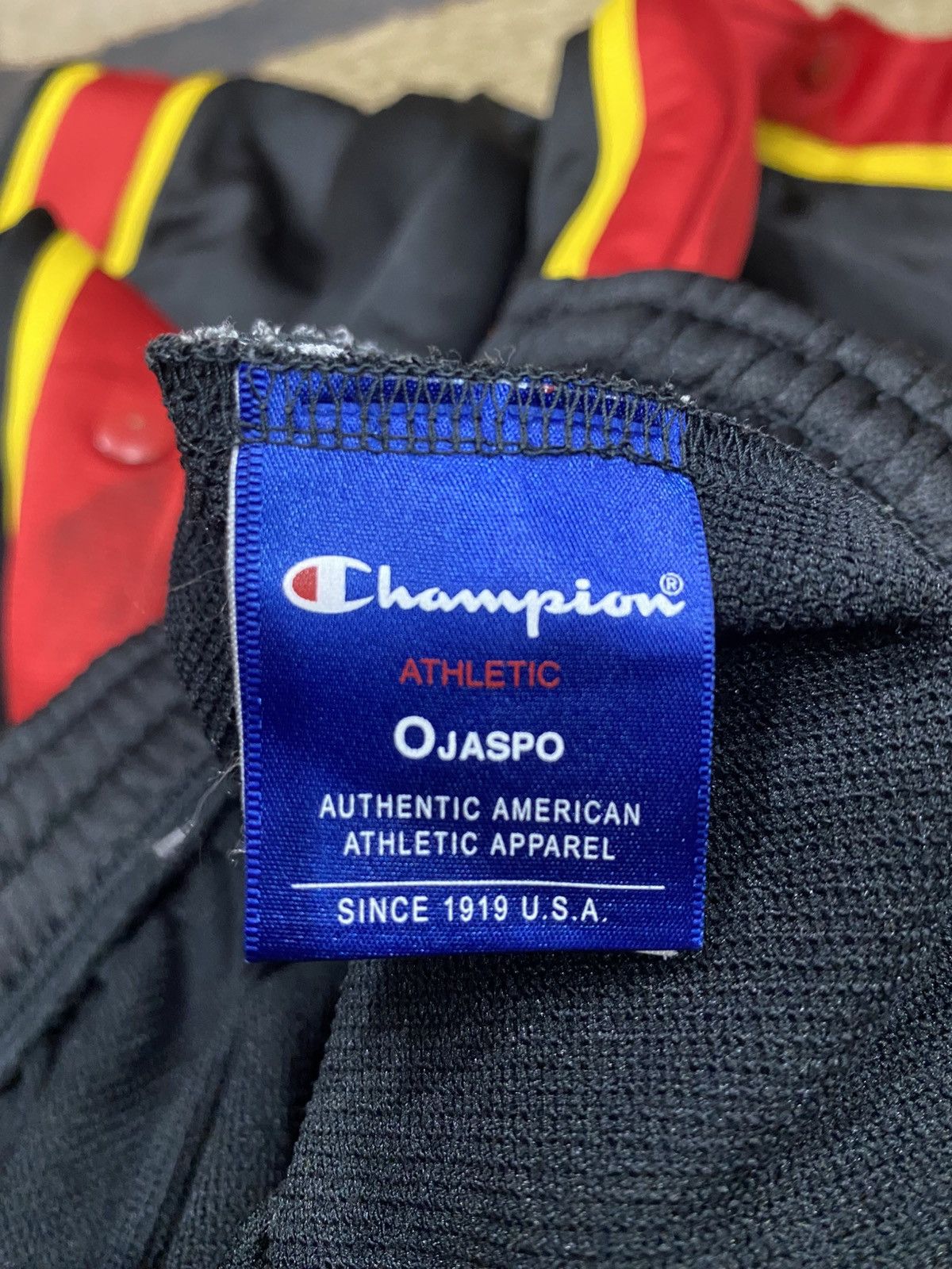 Champion Vintage CHAMPION Full Snap Button Track Pant Size US 37 - 20 Thumbnail