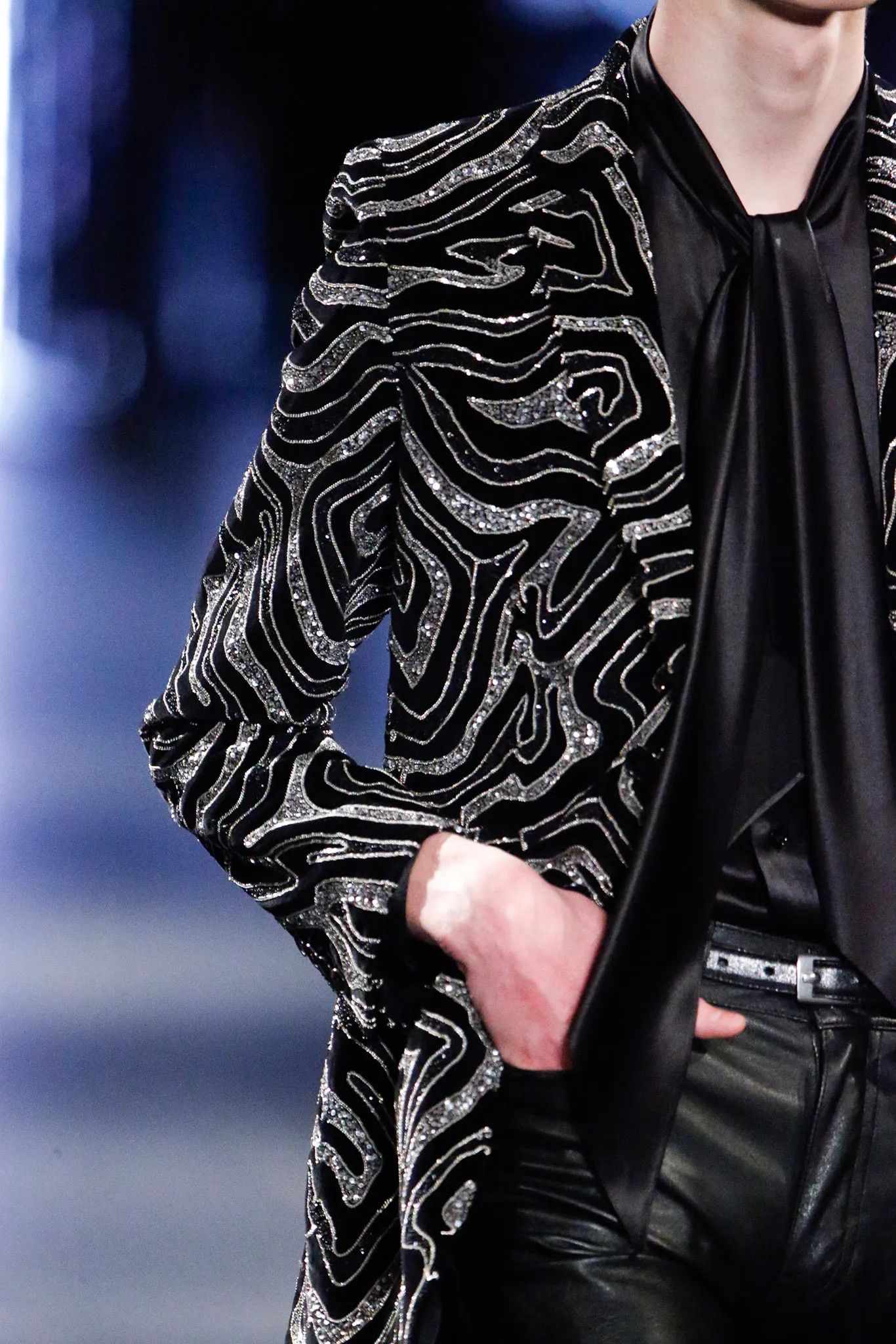 Saint Laurent Paris FW15 Runway Zebra Sequin Embellished Blazer Size US S / EU 44-46 / 1 - 3 Thumbnail