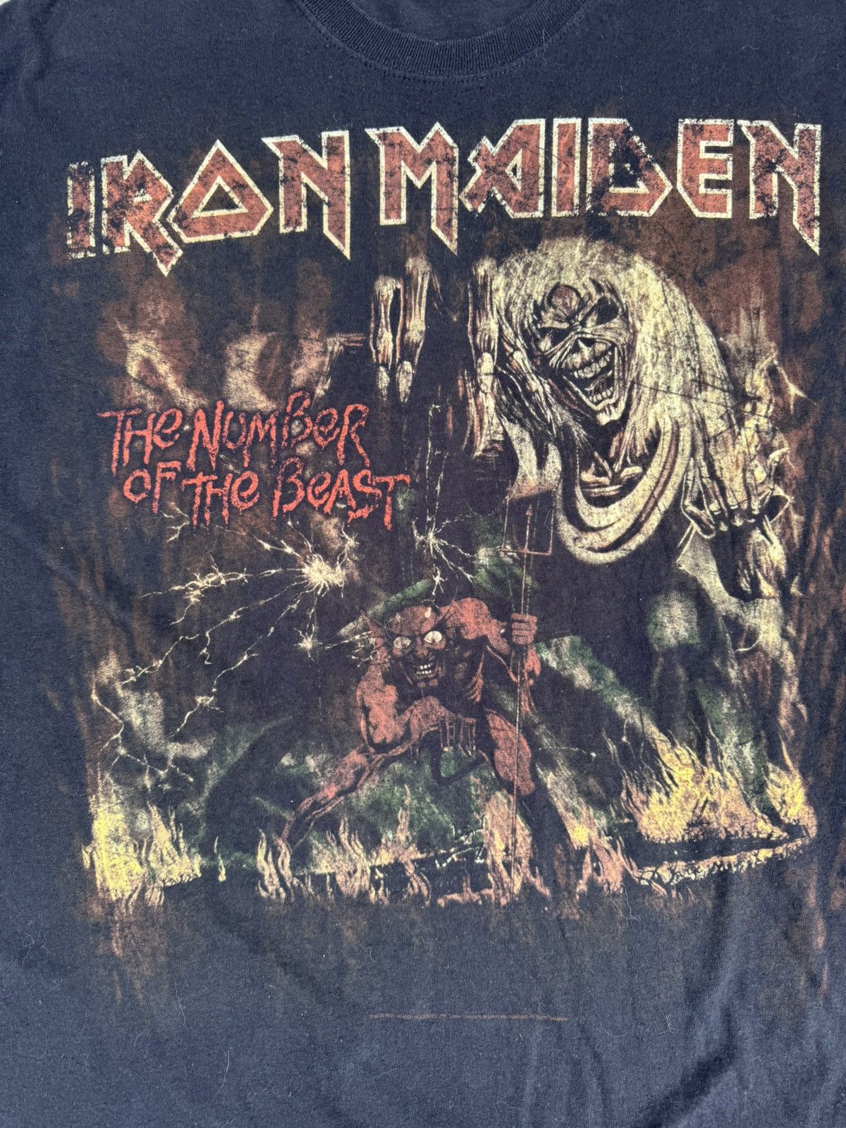Vintage Iron Maiden The Number Of The Beast Tour 1982-83 Tee 2008 Size US XL / EU 56 / 4 - 2 Thumbnail