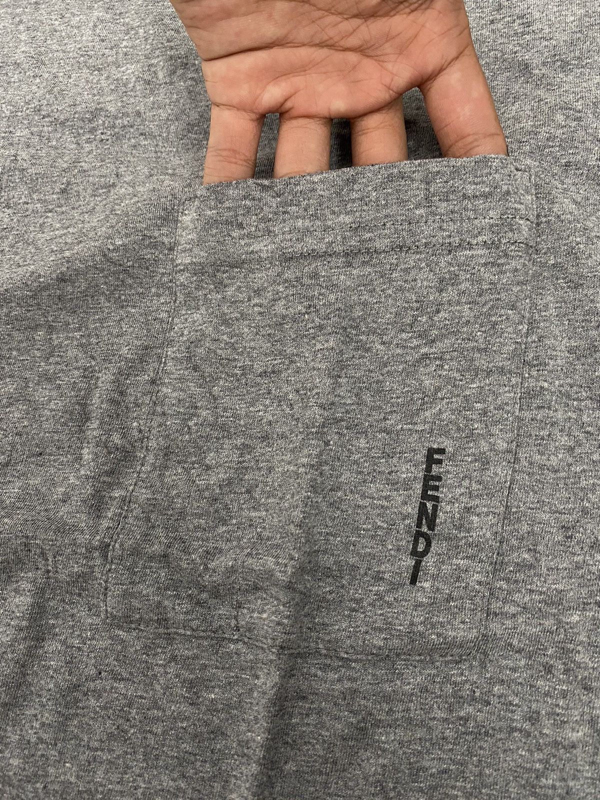 Fendi Fendi pocket t-shirt Size US M / EU 48-50 / 2 - 2 Thumbnail