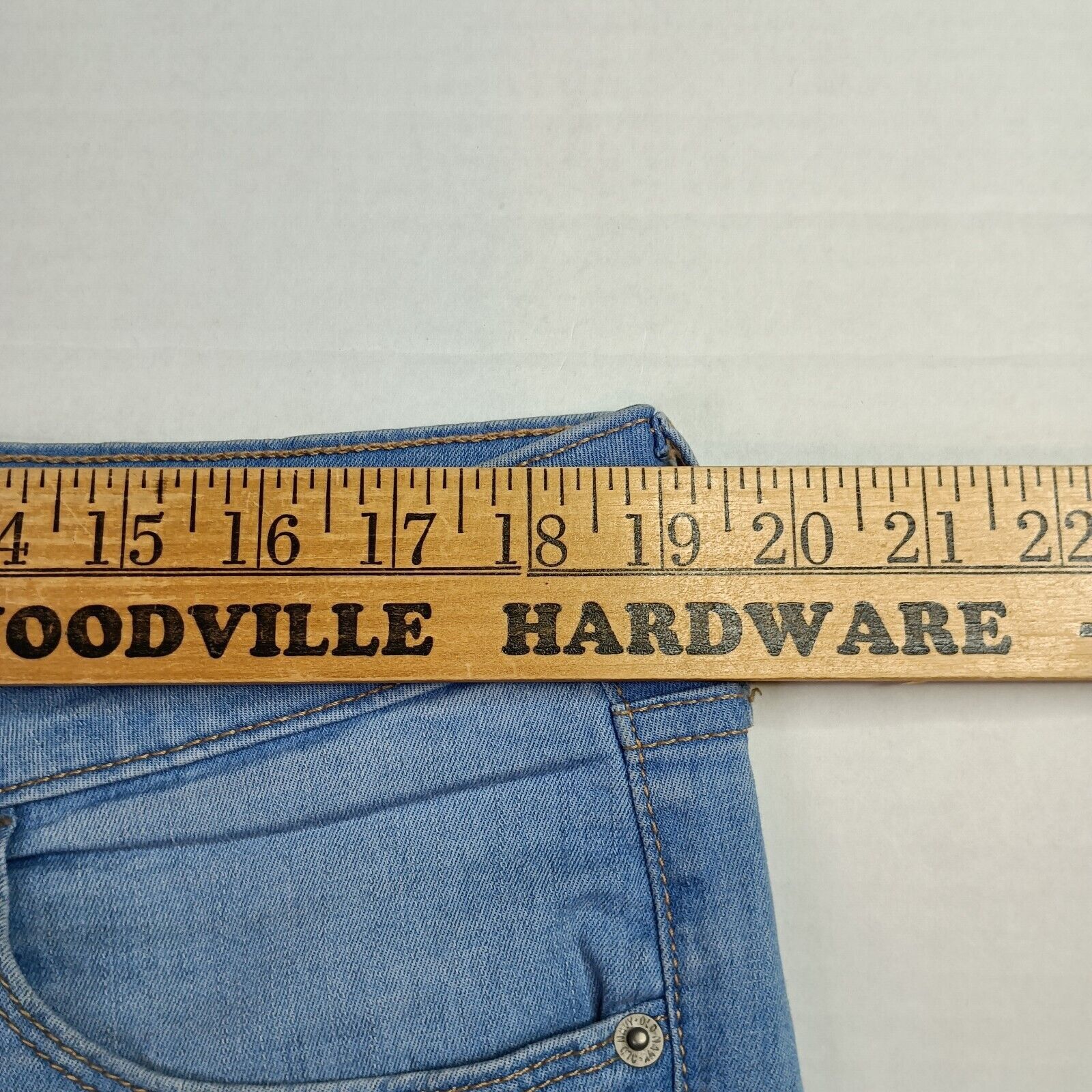 Old Navy OLD NAVY Rockstar Jeans Stretch Raw Hem Women's Size 16 Size 38" / US 16 / IT 52 - 6 Thumbnail