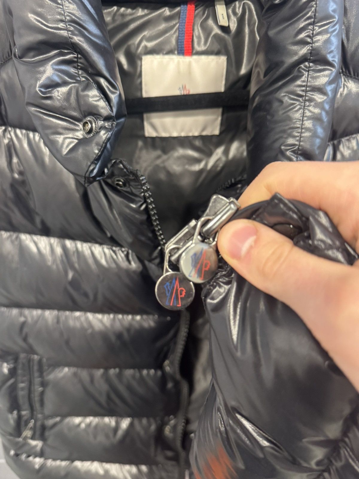 Moncler Moncler vest black Size US L / EU 52-54 / 3 - 6 Thumbnail