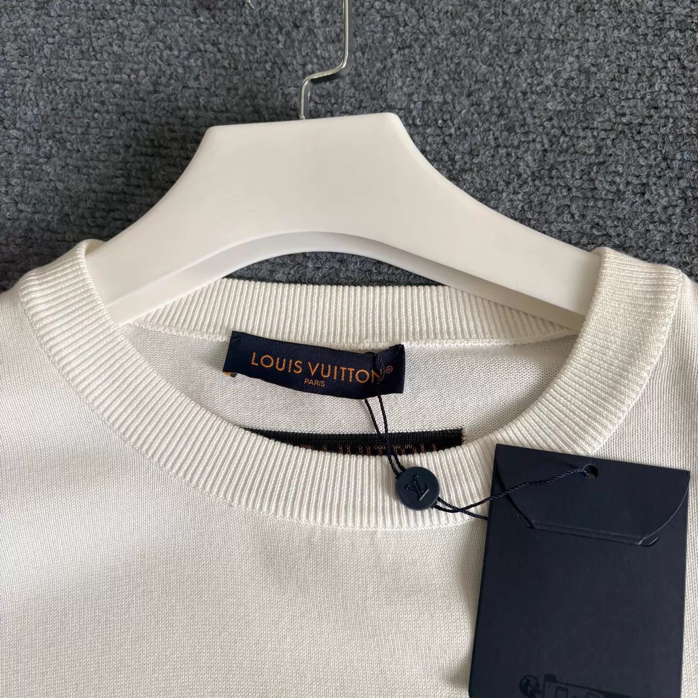Louis Vuitton LV Flame Football Logo Knit SS Tee XXL New Unused Size US XXL / EU 58 / 5 - 3 Thumbnail