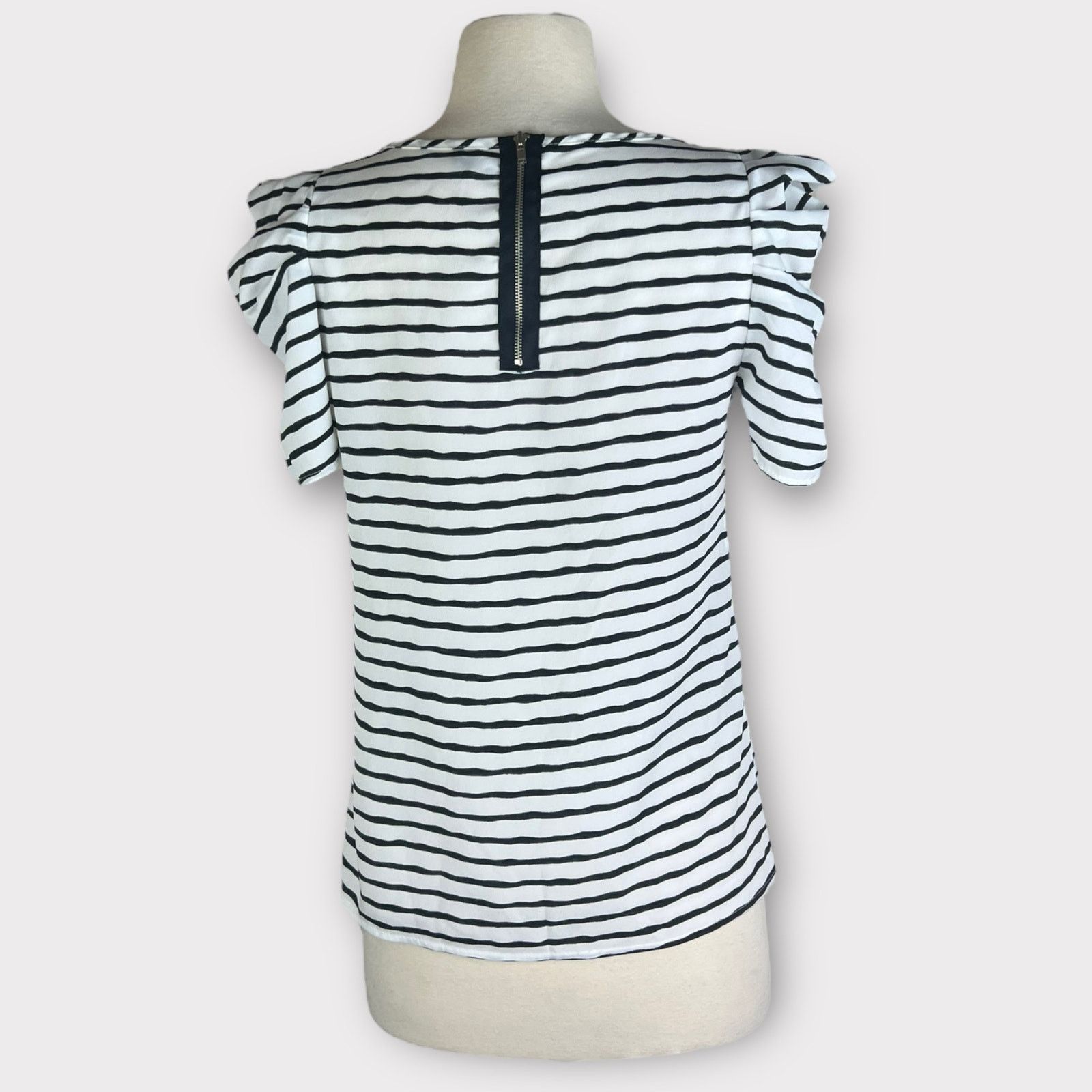 Nordstrom Final Touch | Black White Striped Puff Sleeve Top | Small Size S / US 4 / IT 40 - 3 Thumbnail