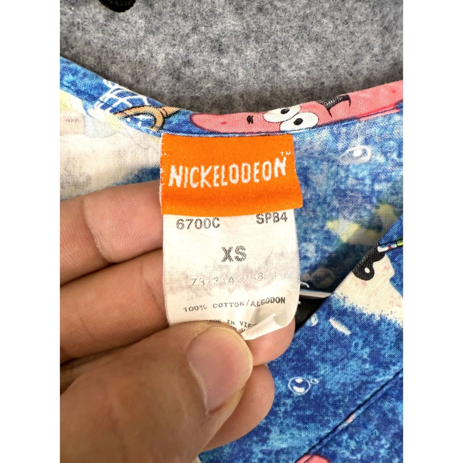 Nickelodeon VINTAGE Nickelodeon SpongeBob SquarePants Scrub Top Shirt Womens XS Blue V-Neck Pockets Size XS / US 0-2 / IT 36-38 - 6 Thumbnail