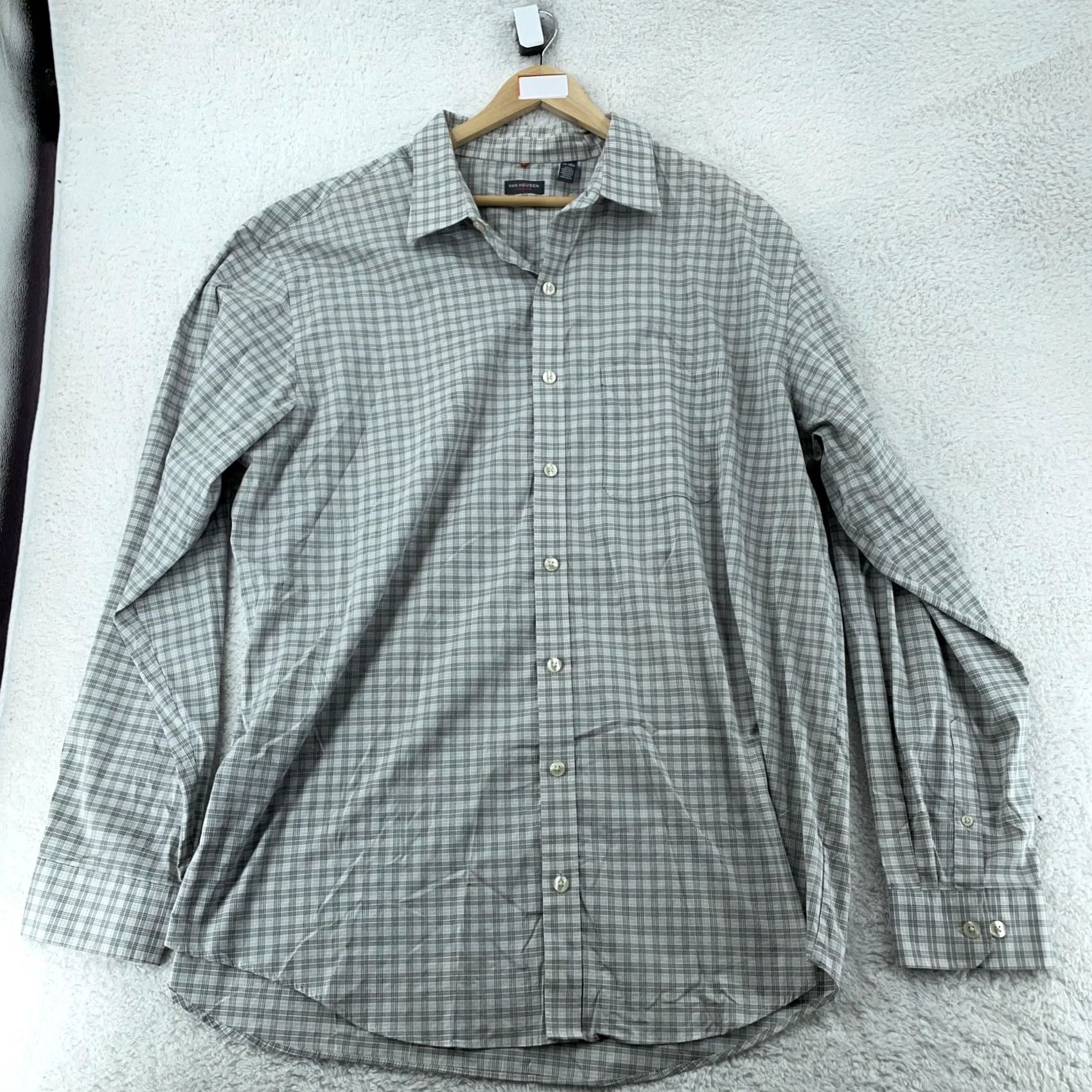 Van Heusen Van Heusen Traveler Shirt Mens 2XL Gray Plaid Long Sleeve Collared Button Up Size US XXL / EU 58 / 5 - 2 Thumbnail