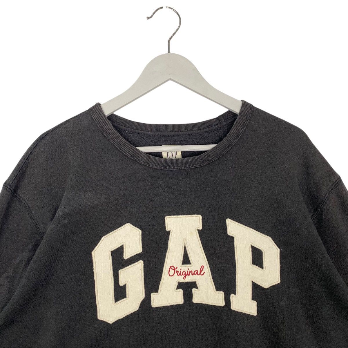 Vintage Vintage Gap Big Logo Printed Black Pullover Jumper Size L Size US L / EU 52-54 / 3 - 4 Thumbnail
