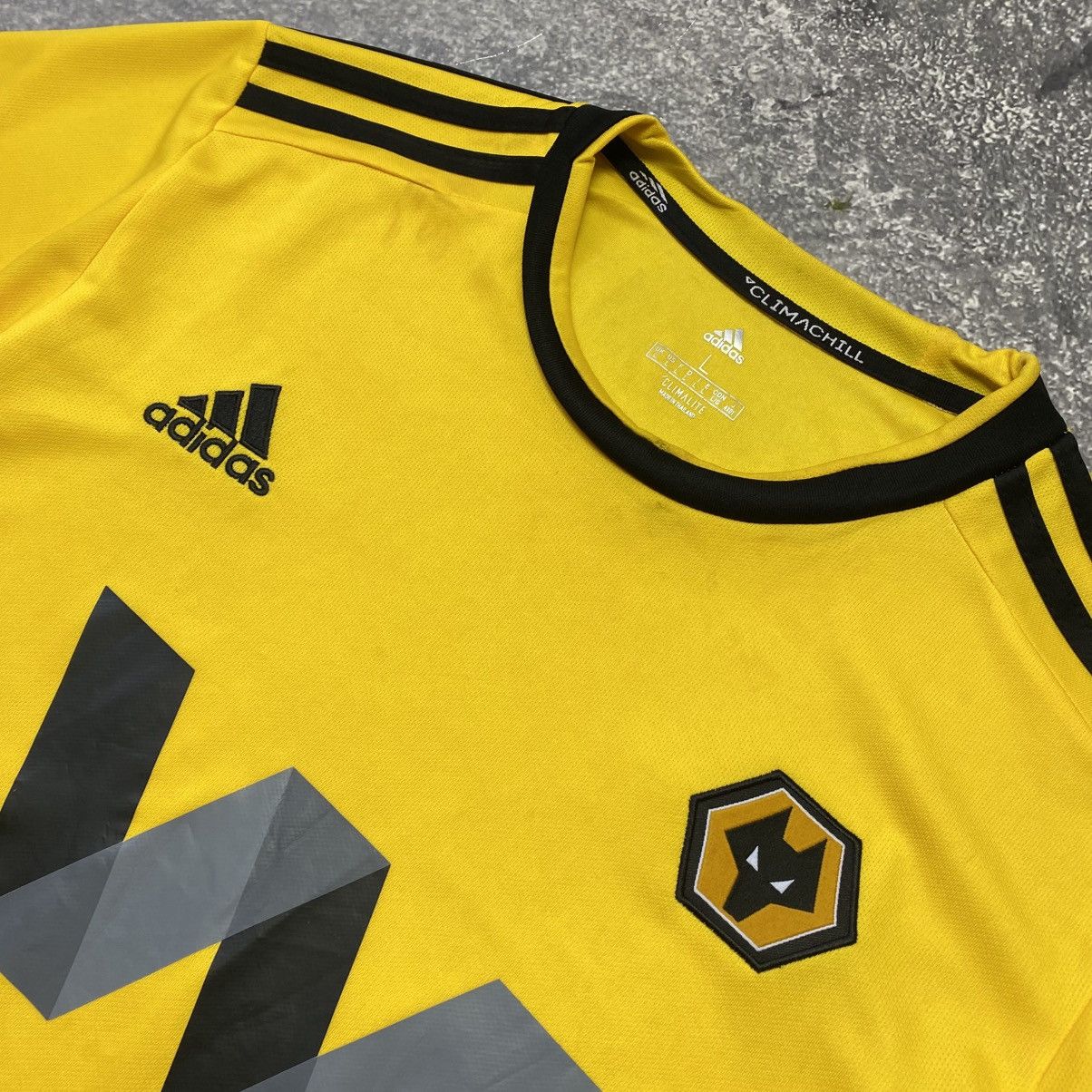 Vintage Men’s Adidas Wolverhampton Soccer team 2018 jersey Size US L / EU 52-54 / 3 - 3 Thumbnail