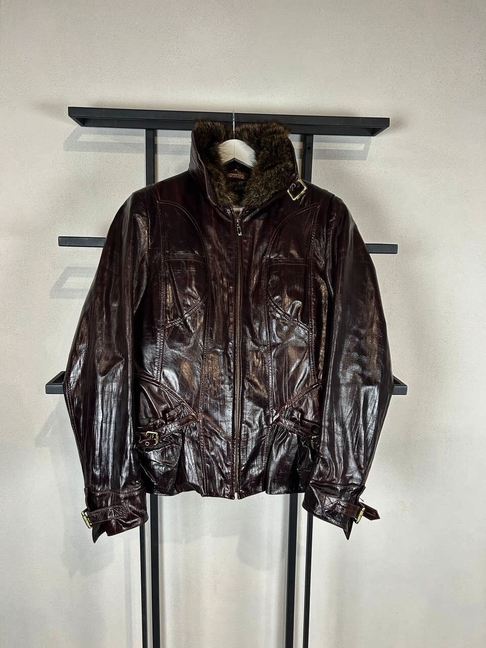 Japanese Brand Leather Jacket Fur Collar Vintage Distressed Biker Red Size US S / EU 44-46 / 1 - 4 Thumbnail