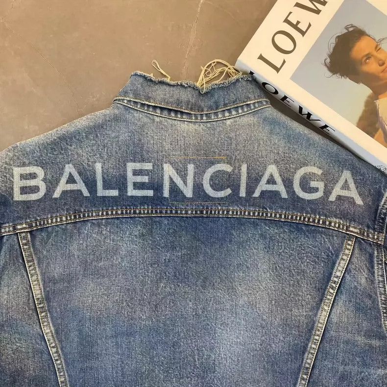 Balenciaga Balenciaga size 34 denim jacket Size XS / US 0-2 / IT 36-38 - 3 Thumbnail