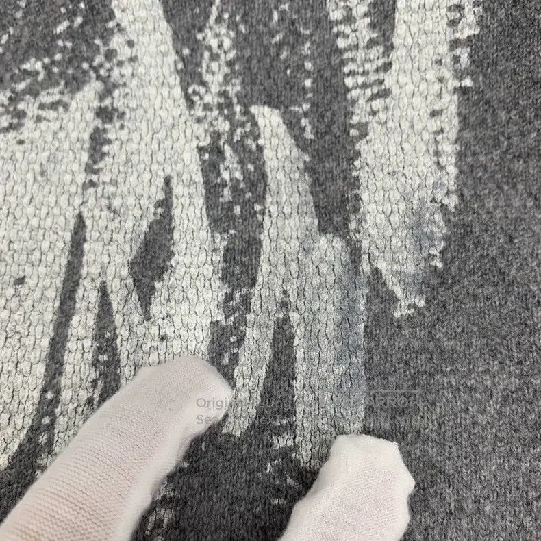 Chanel Chanel Gray lion inlaid cashmere round-neck long-sleeved k Size S / US 4 / IT 40 - 8 Thumbnail