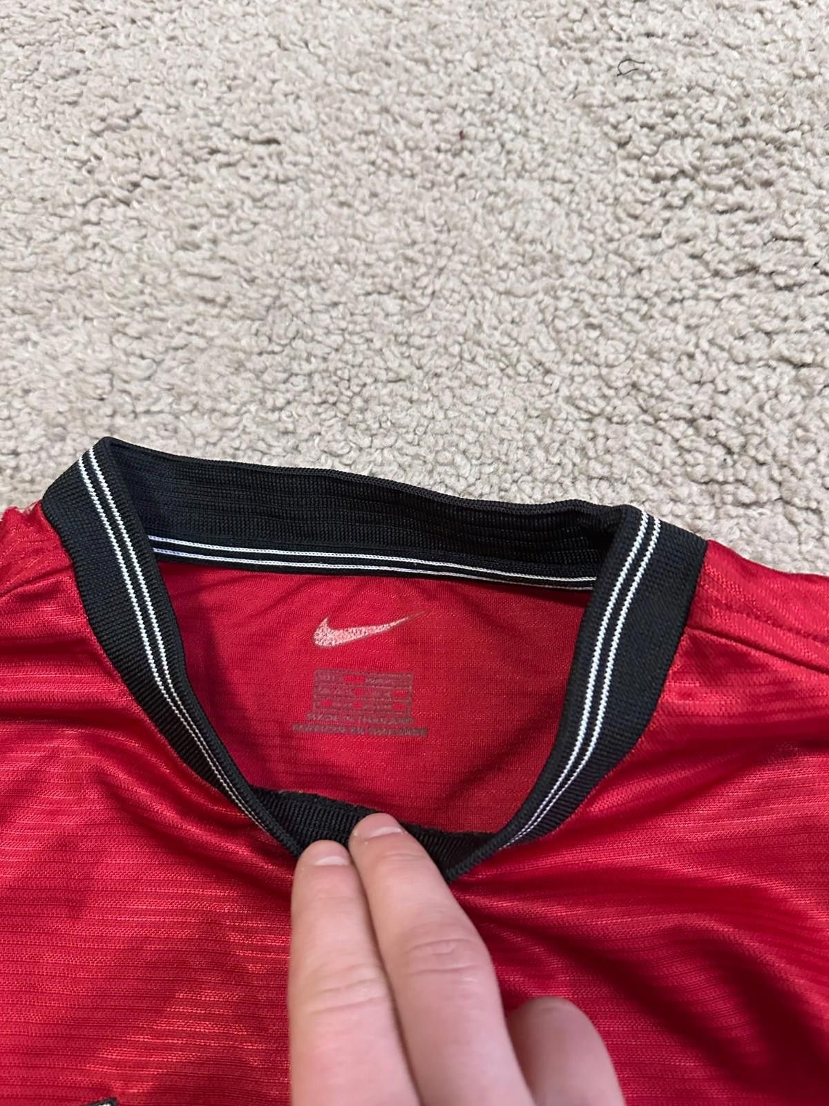 Nike NIKE 2000s FOOTBALL SHIRT SOCCER JERSEY L/S NIKE RED Sz S Size US S / EU 44-46 / 1 - 5 Thumbnail