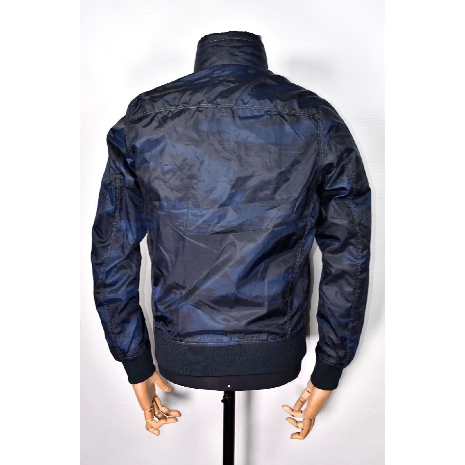 G-Star G-Star TROUPMAN BOMBER MAZARINE BLUE WAVE CAM PUOLOR CAMO SIZE M Jacket Men Size US M / EU 48-50 / 2 - 5 Thumbnail