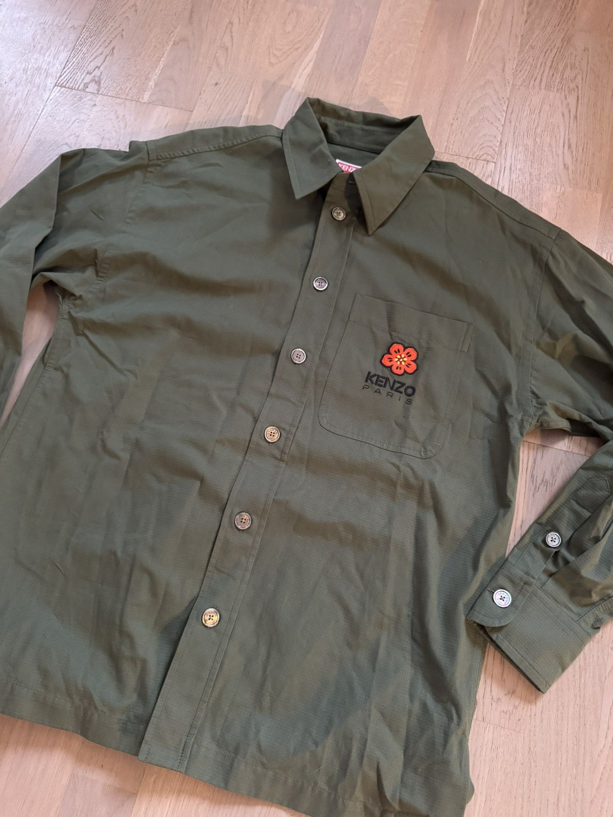 Kenzo KENZO shirt sz xs oversized See Tape MEASUREMENTS IN PHOTOS Size US XS / EU 42 / 0 - 2 Thumbnail