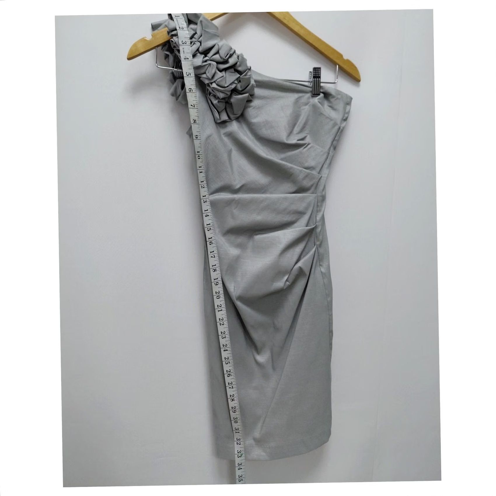 Adrianna Papell Hailey Logan by Adrianna Papell Dress Size 3/4 Gray One Shoulder Ruffle Women Size XS / US 0-2 / IT 36-38 - 7 Thumbnail