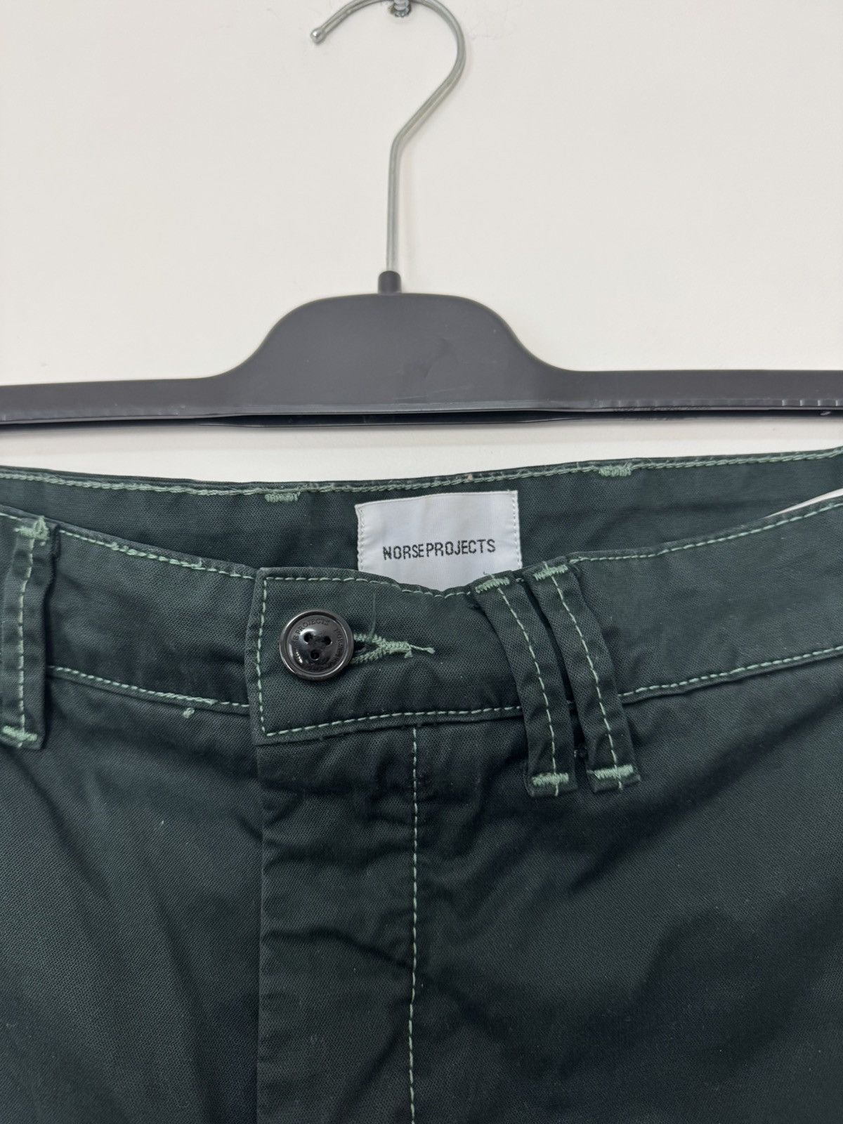 Norse Projects norse projects aros heavy green pants pocket logo Size US 32 / EU 48 - 12 Thumbnail
