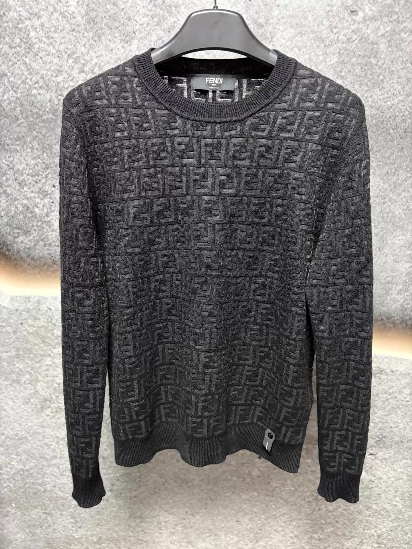 Fendi FENDI Men's All Over Print Wool Sweater 48 Like New Size US M / EU 48-50 / 2 - 1 Thumbnail