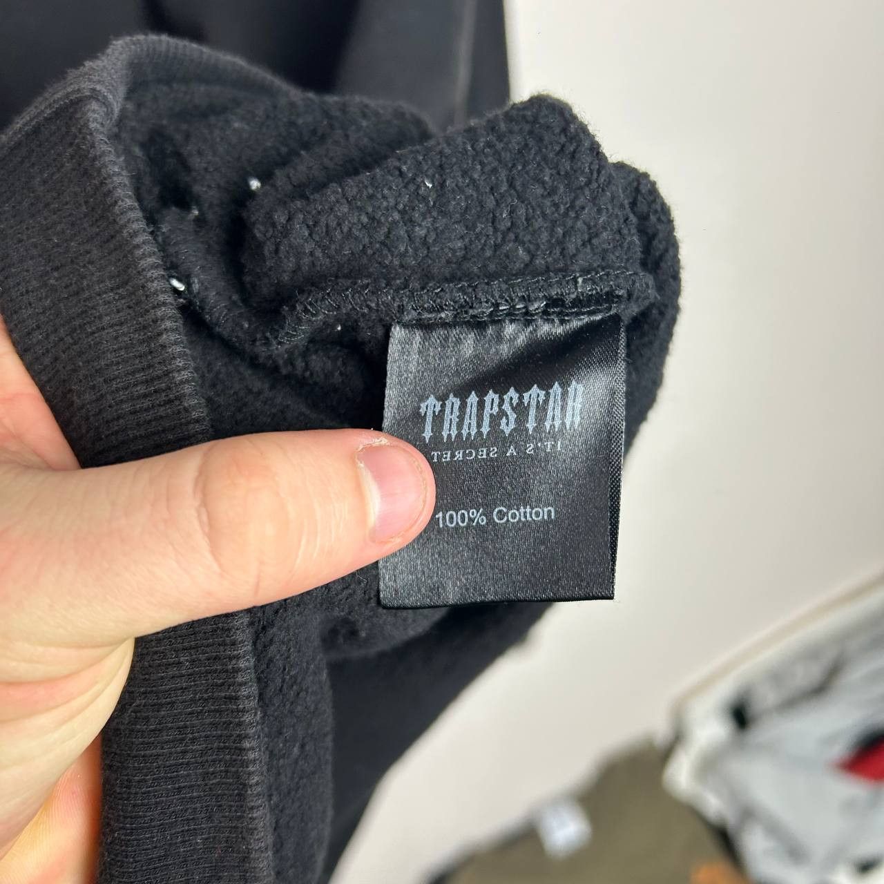 Trapstar London Vintage Trapstar Big logo distressed faded y2k style hoodie Size US S / EU 44-46 / 1 - 9 Thumbnail