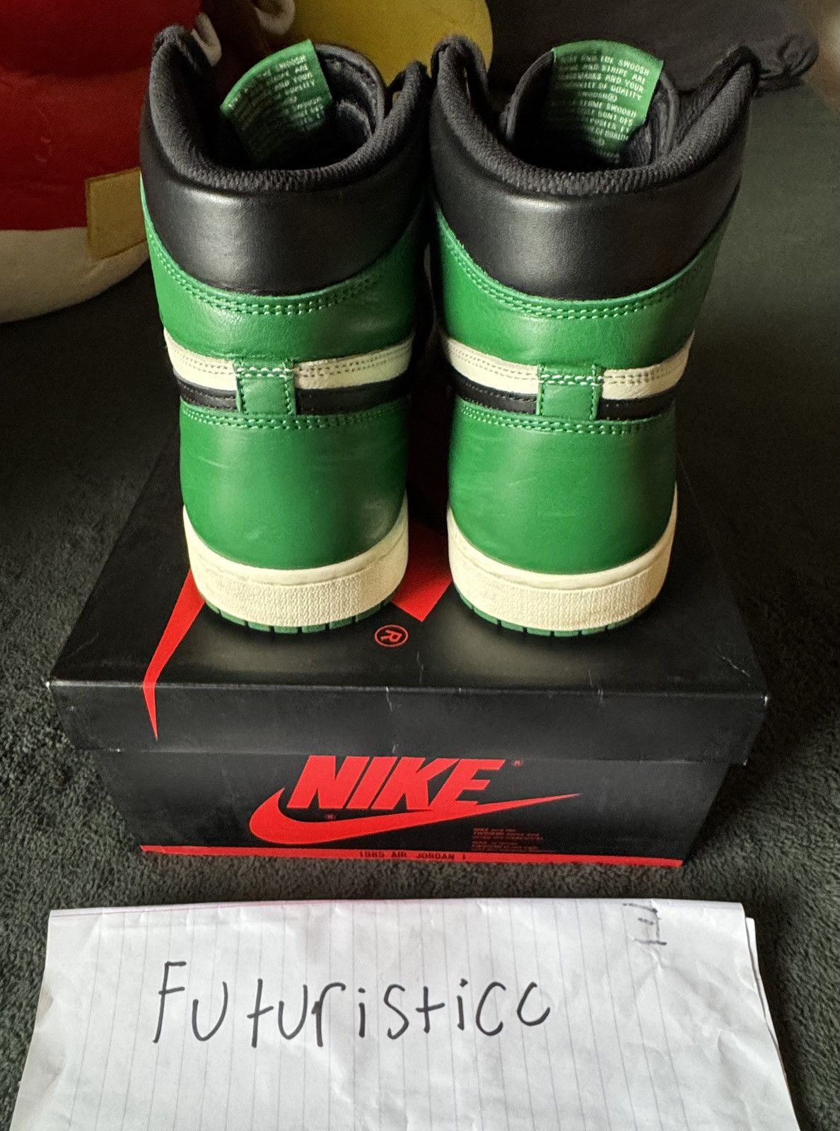 Jordan Brand × Nike Jordan 1 Retro Pine Green Size US 11.5 / EU 44-45 - 4 Thumbnail