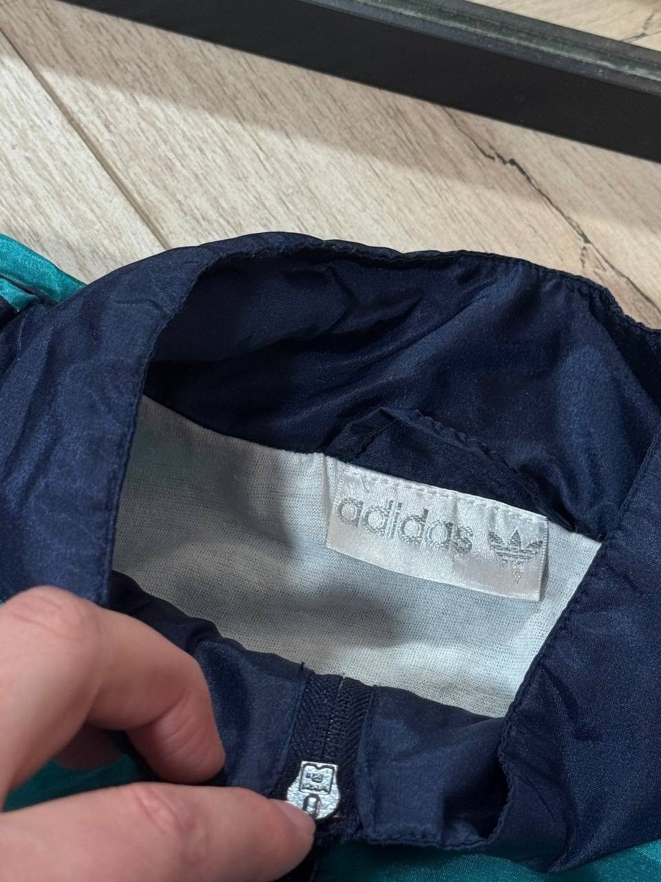 Adidas Vintage 90s Adidas Track Suit Made In Taiwan Size L Size US L / EU 52-54 / 3 - 9 Thumbnail