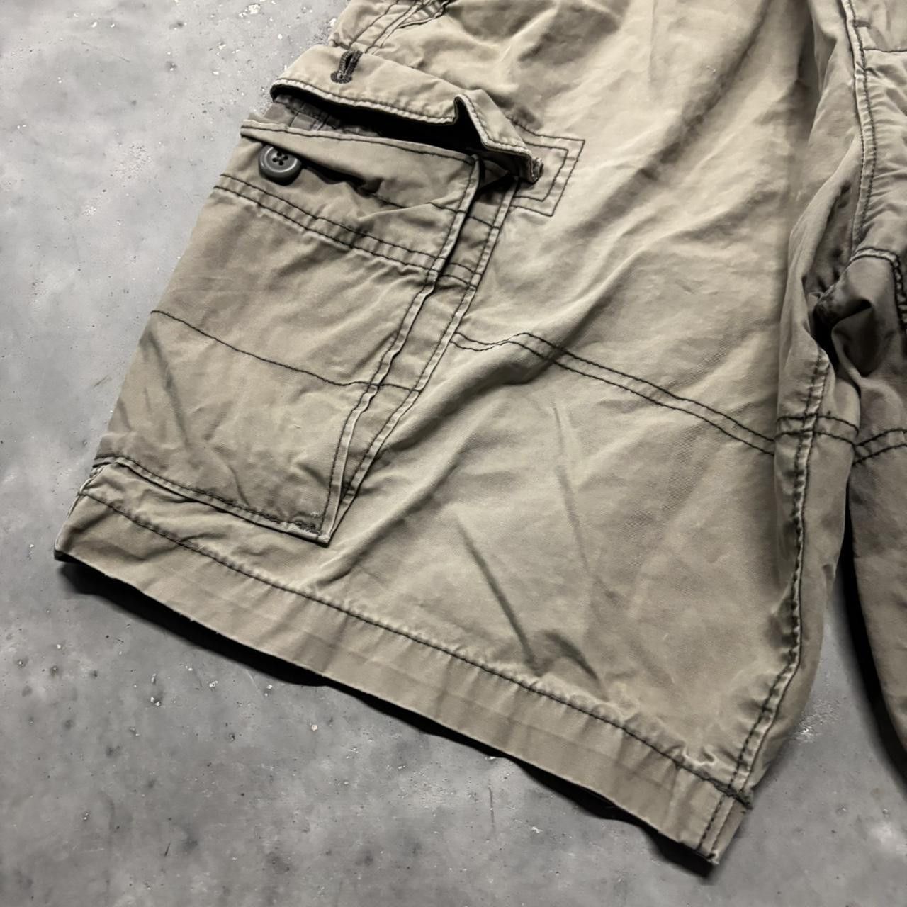 Japanese Brand × Vintage Crazy Vintage Y2K/2000s Baggy Faded Khaki Grey Skater Style Cargo Shorts! Size US 38 / EU 54 - 3 Thumbnail