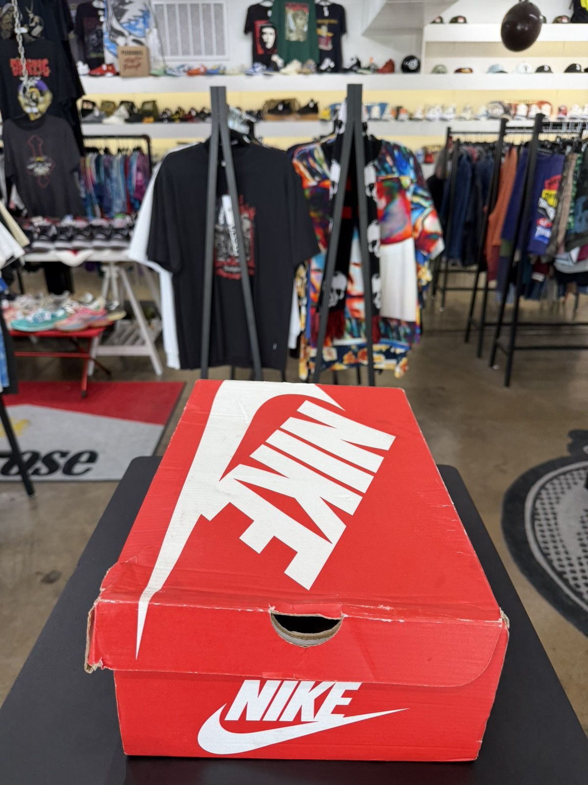 Nike Nike Dunk Low Chicago Split Size 12 (2023) Size US 12 / EU 45 - 15 Thumbnail