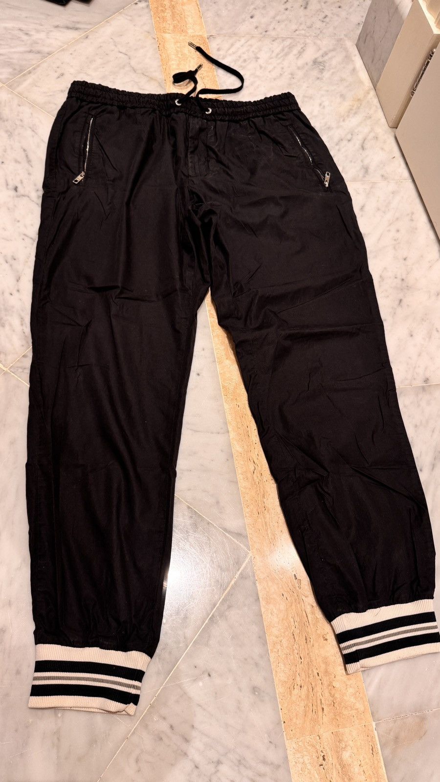 Dolce & Gabbana Dolce Gabana Black Sweatpants Size US 36 / EU 52 - 1 Thumbnail