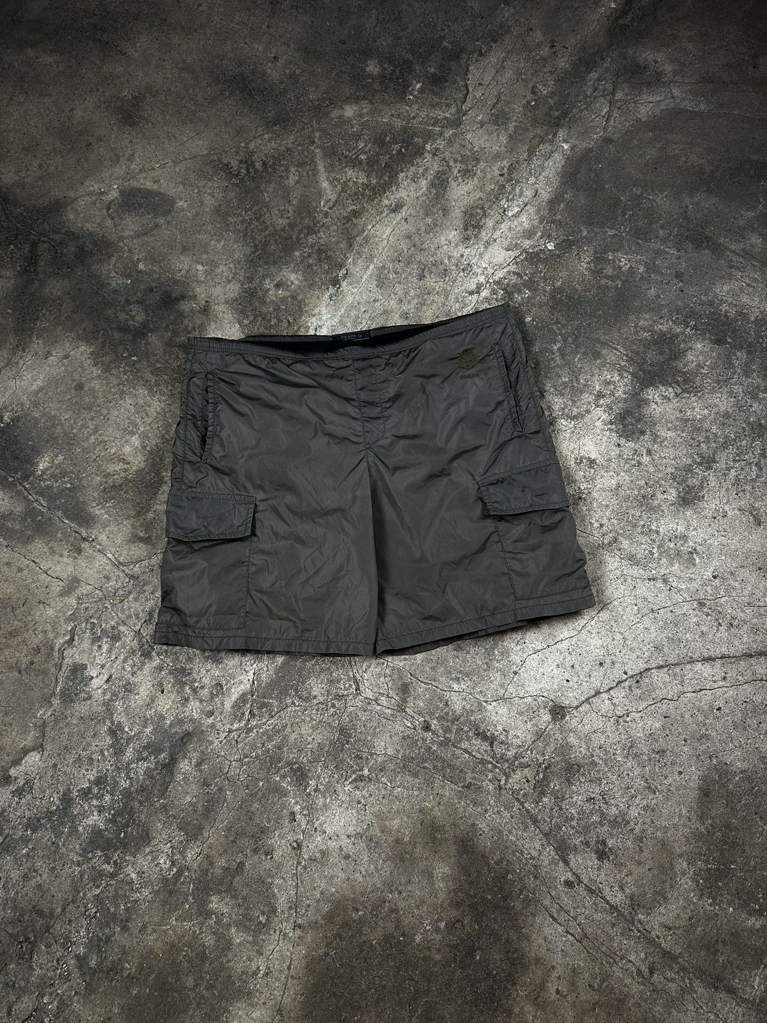 Prada 2000s Prada Nylon Cargo Shorts Vintage Size US 36 / EU 52 - 1 Thumbnail