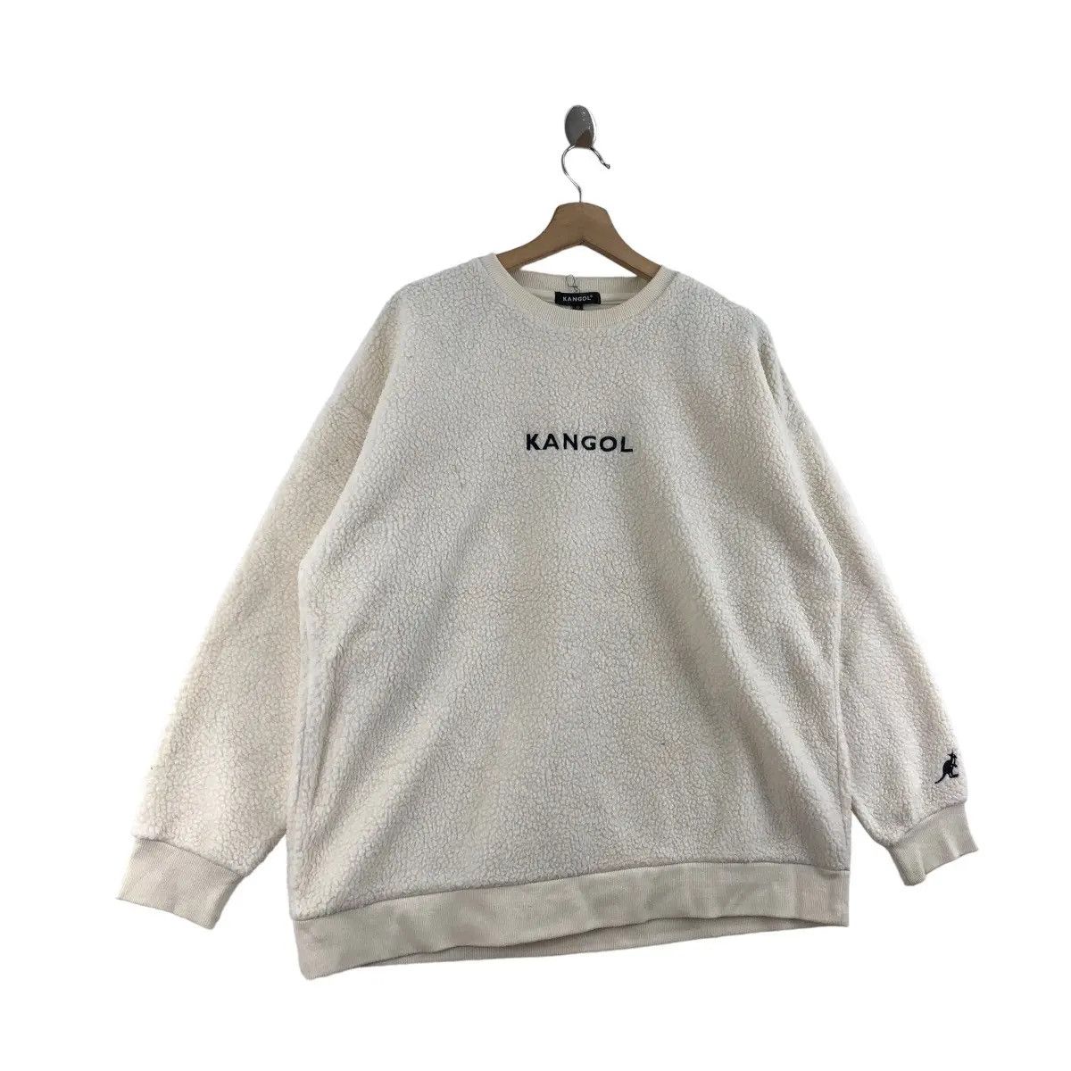 Kangol Vtg KANGOL UNITED KINGDOM Center Logo Beige Fleece Size L / US 10 / IT 46 - 1 Thumbnail