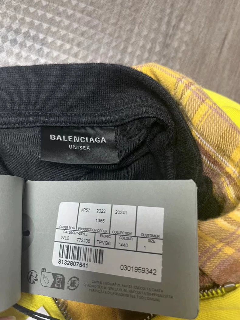 Balenciaga Balenciaga Patchwork Logo print hooded sweatshirt Size US S / EU 44-46 / 1 - 5 Thumbnail