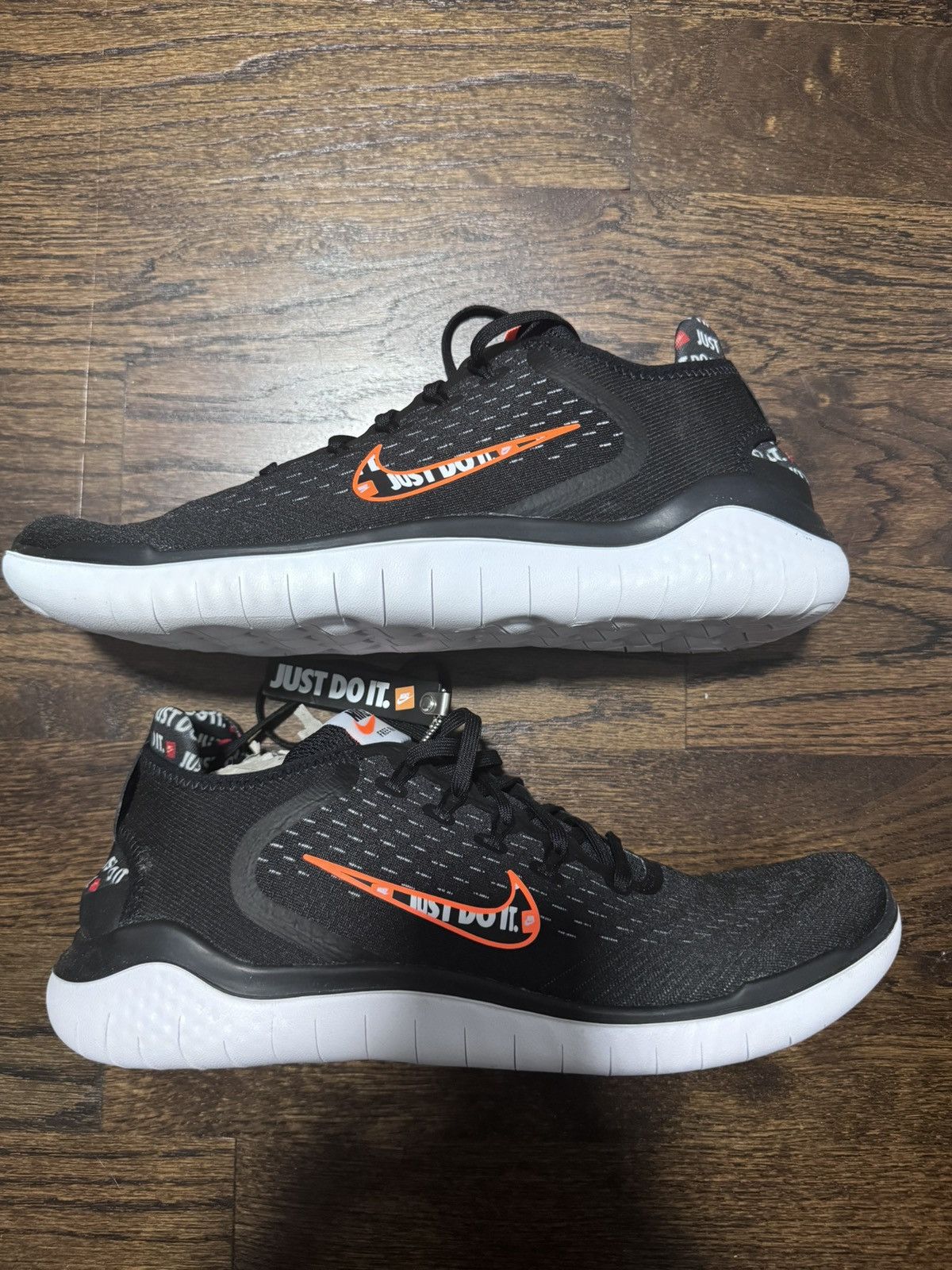 Nike Nike Free RN 2018 Size US 11.5 / EU 44-45 - 2 Thumbnail