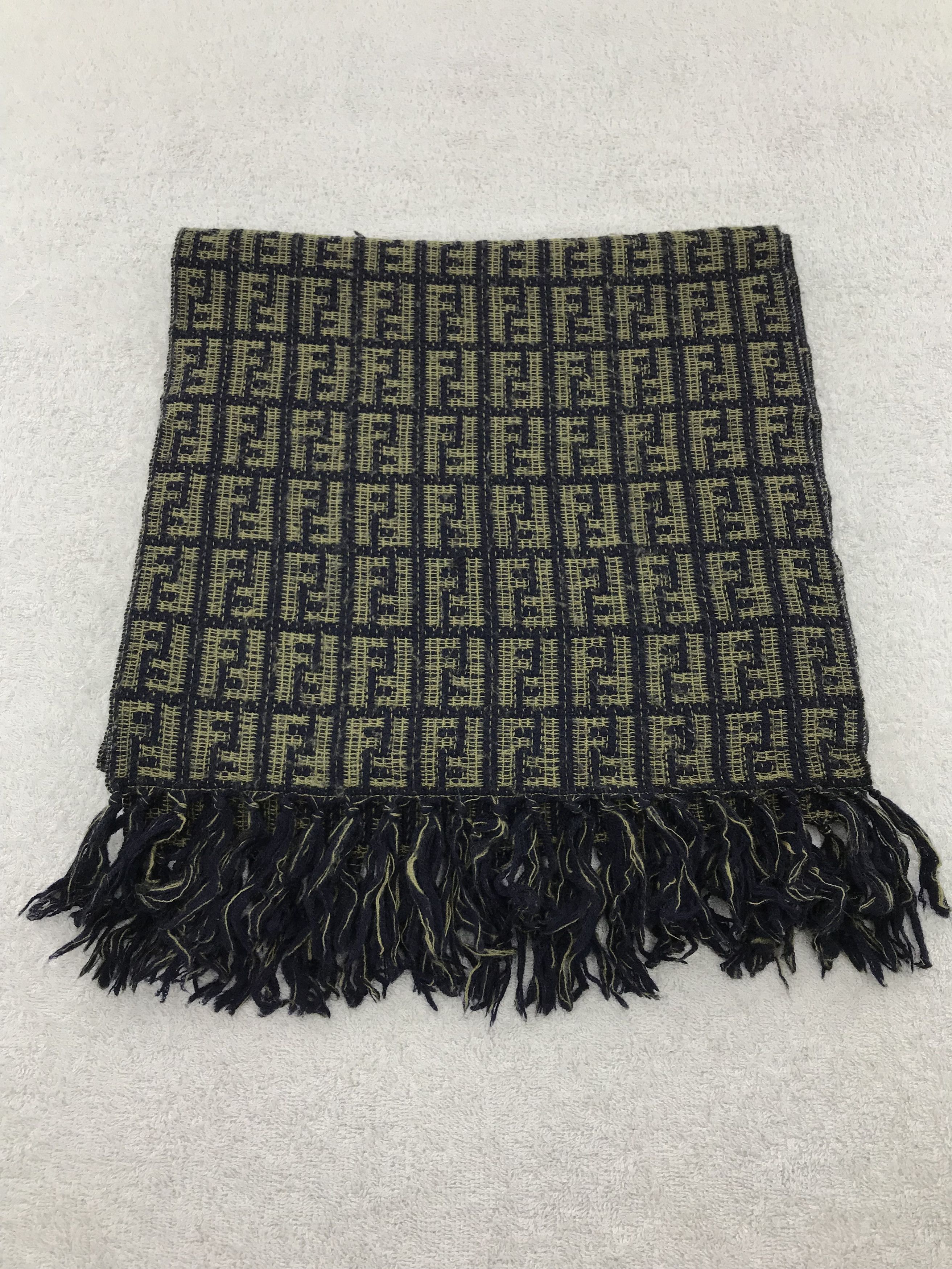 Vintage Fendi Scarf / Muffler / Neckwear - WW978 Size ONE SIZE - 2 Thumbnail