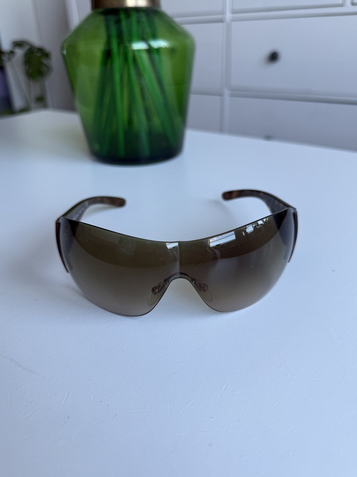Designer × Prada × Vintage Vintage y2k Prada oversized sunglasses designer luxury rare Size ONE SIZE - 2 Thumbnail