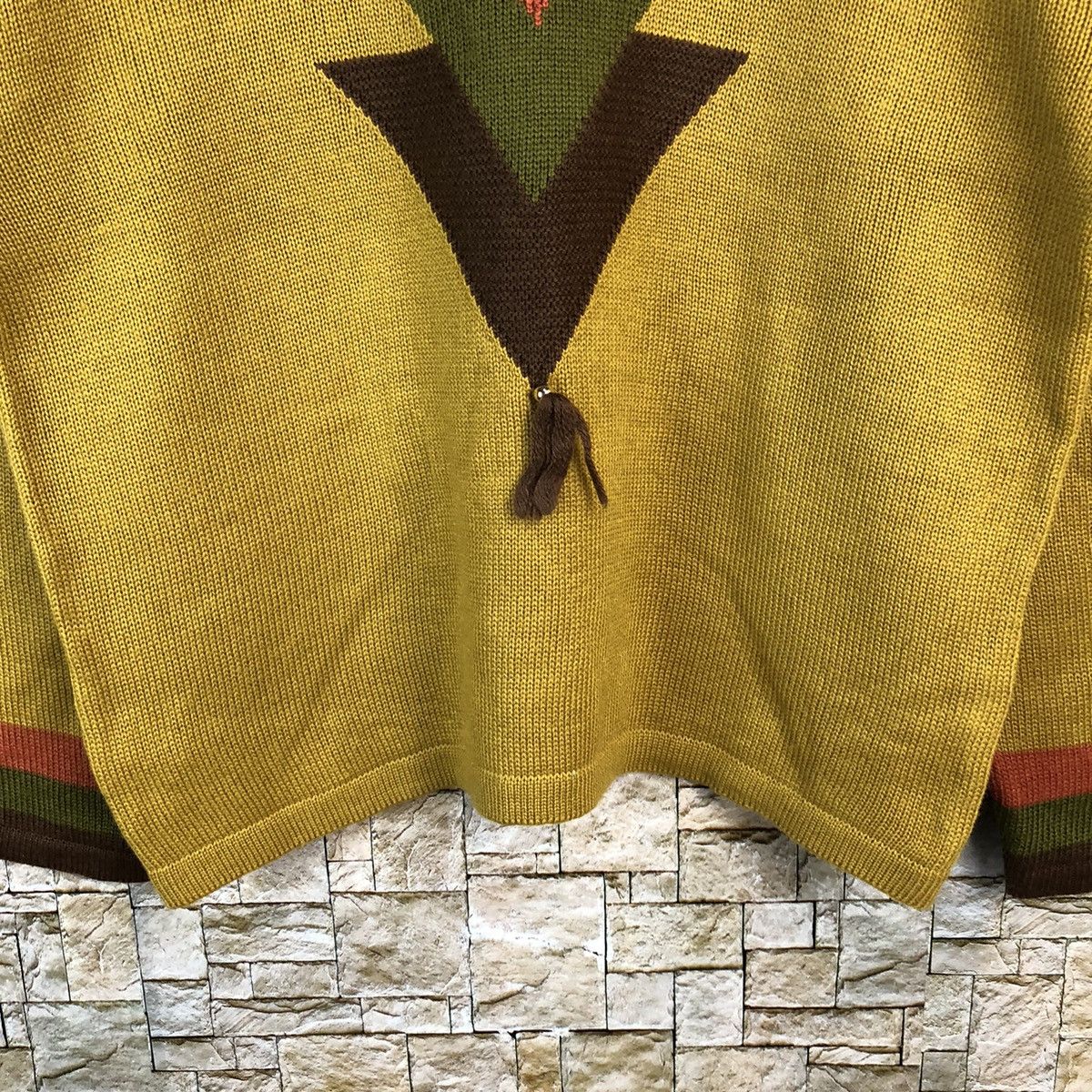 Vintage Epris Clair Brown navajo vintage sweatshirt Knitwear #A1215 Size US L / EU 52-54 / 3 - 6 Thumbnail