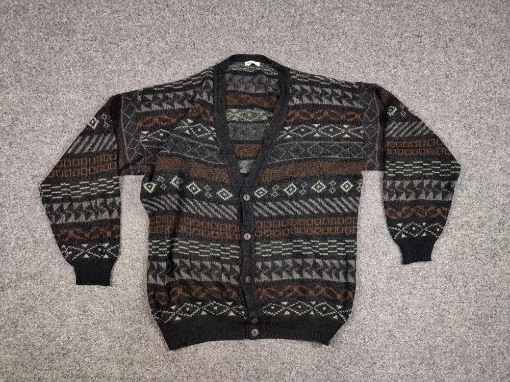 Japanese Brand Vintage 90's Japanese Patterned Cardigan Knitted Sweater Size US L / EU 52-54 / 3 - 4 Thumbnail