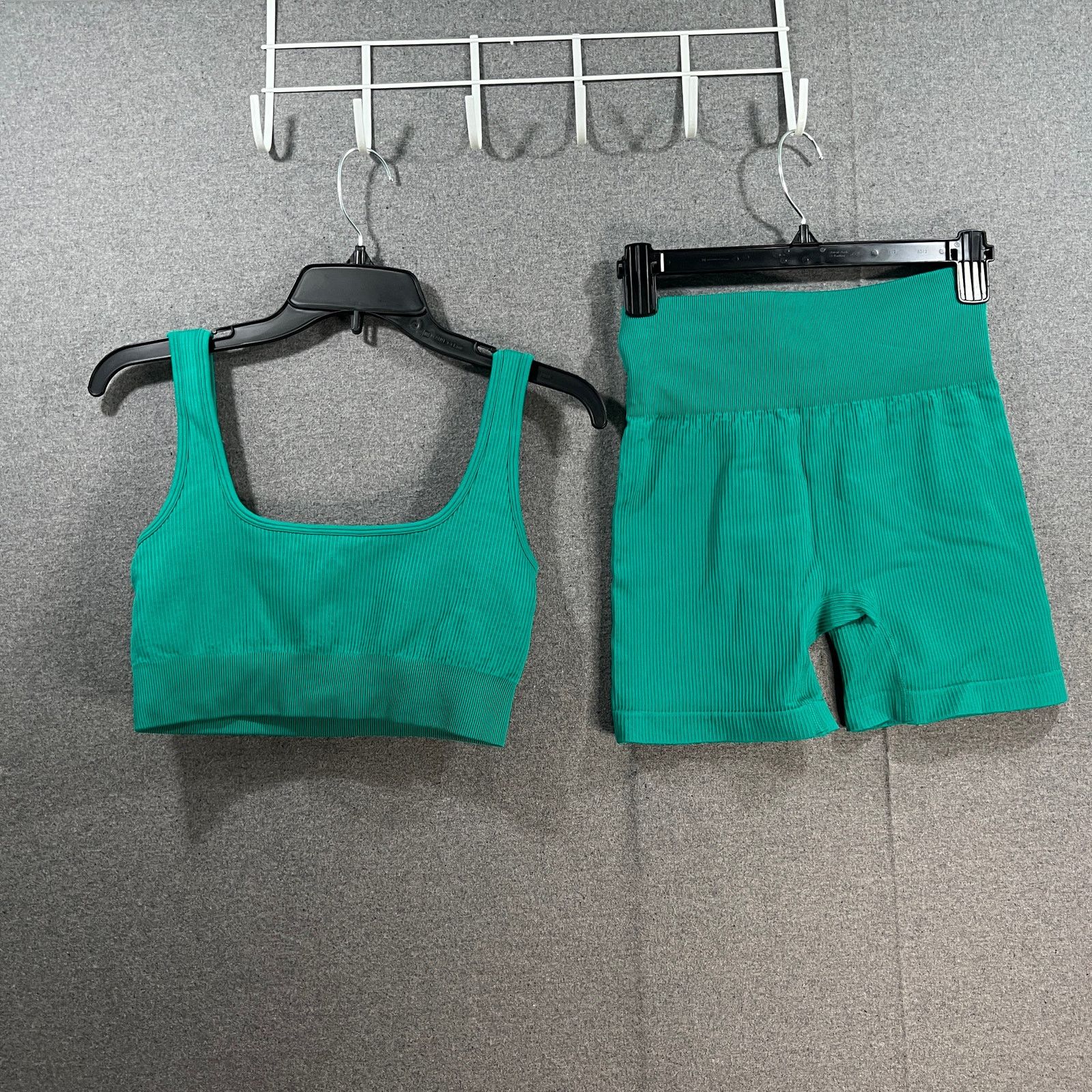 Other Workout 2 PC Top and Bottom OQQ Ladies Green Size M Size M / US 6-8 / IT 42-44 - 2 Thumbnail