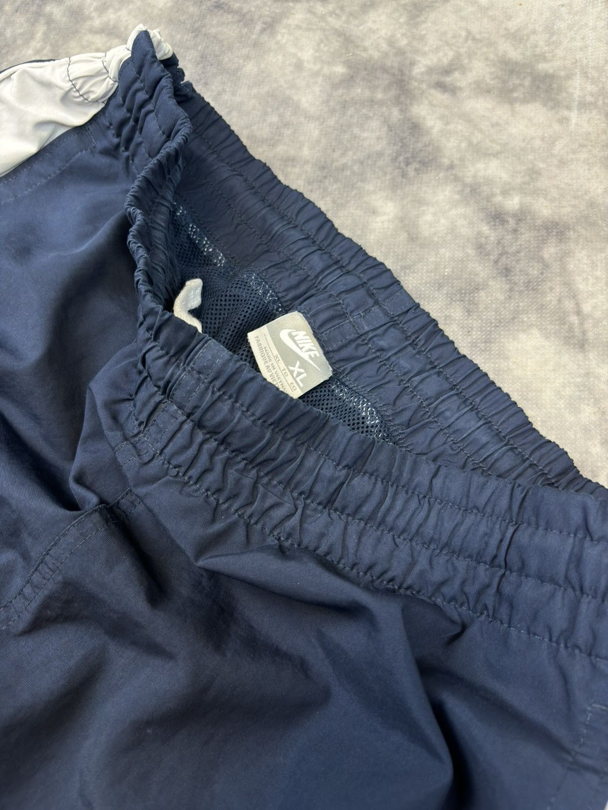 Nike × Vintage Nike Vintage Parachute Y2K Nylon Track Pants Joggers Hype XL Size US 32 / EU 48 - 3 Thumbnail