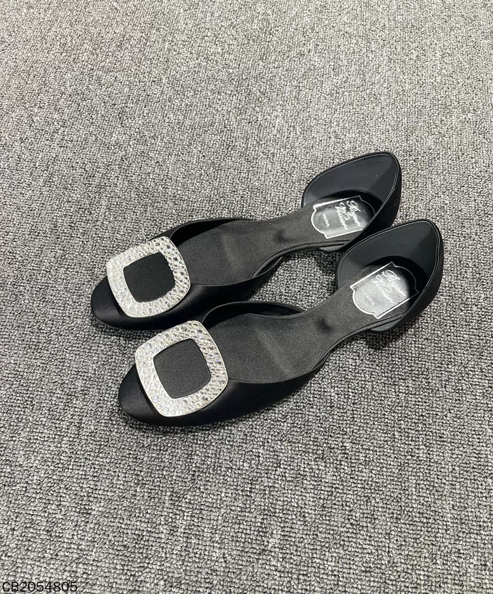 Roger Vivier Unused S 38 Flats