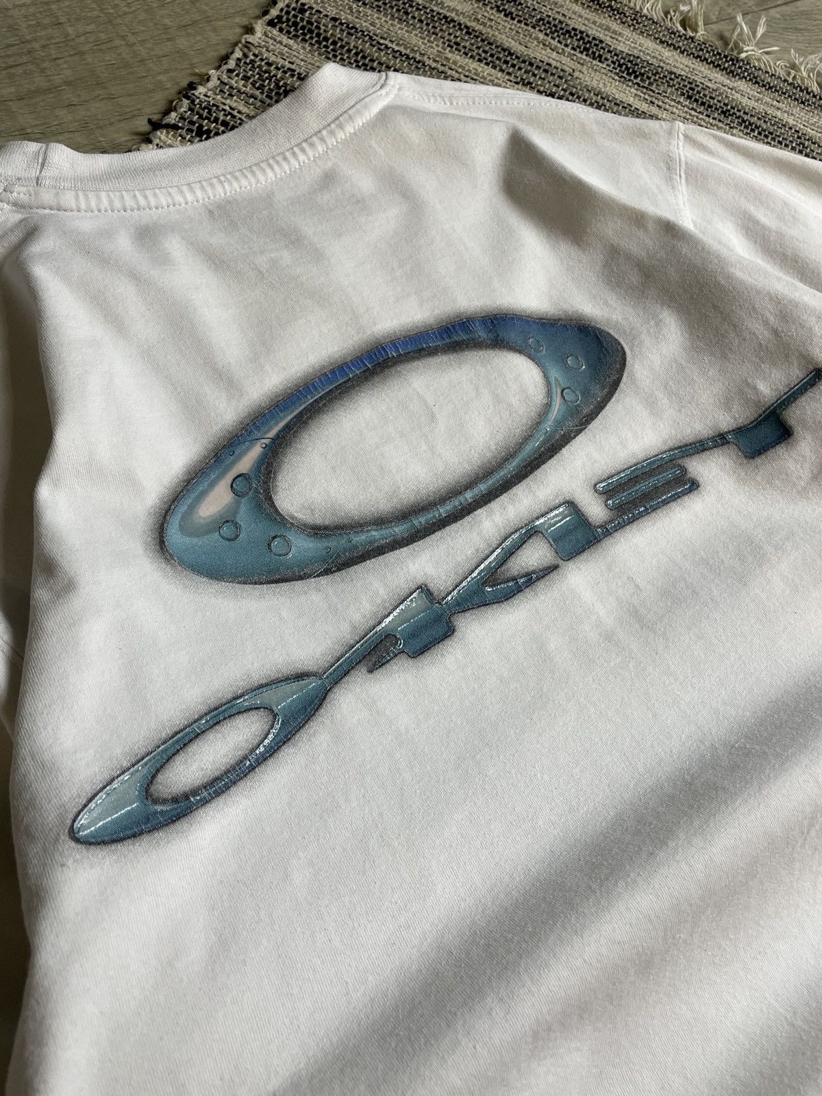 Oakley OAKLEY 00s Big Central Back Logo Longsleeve Shirt Size US S / EU 44-46 / 1 - 3 Thumbnail