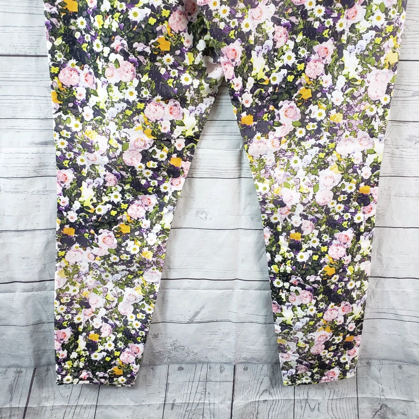 Madewell Madewell Jeans Womens Ankle Jeans 30 Mid Rise Multicolor Floral Skinny Denim Shirt? Size 30" / US 8 / IT 44 - 5 Thumbnail