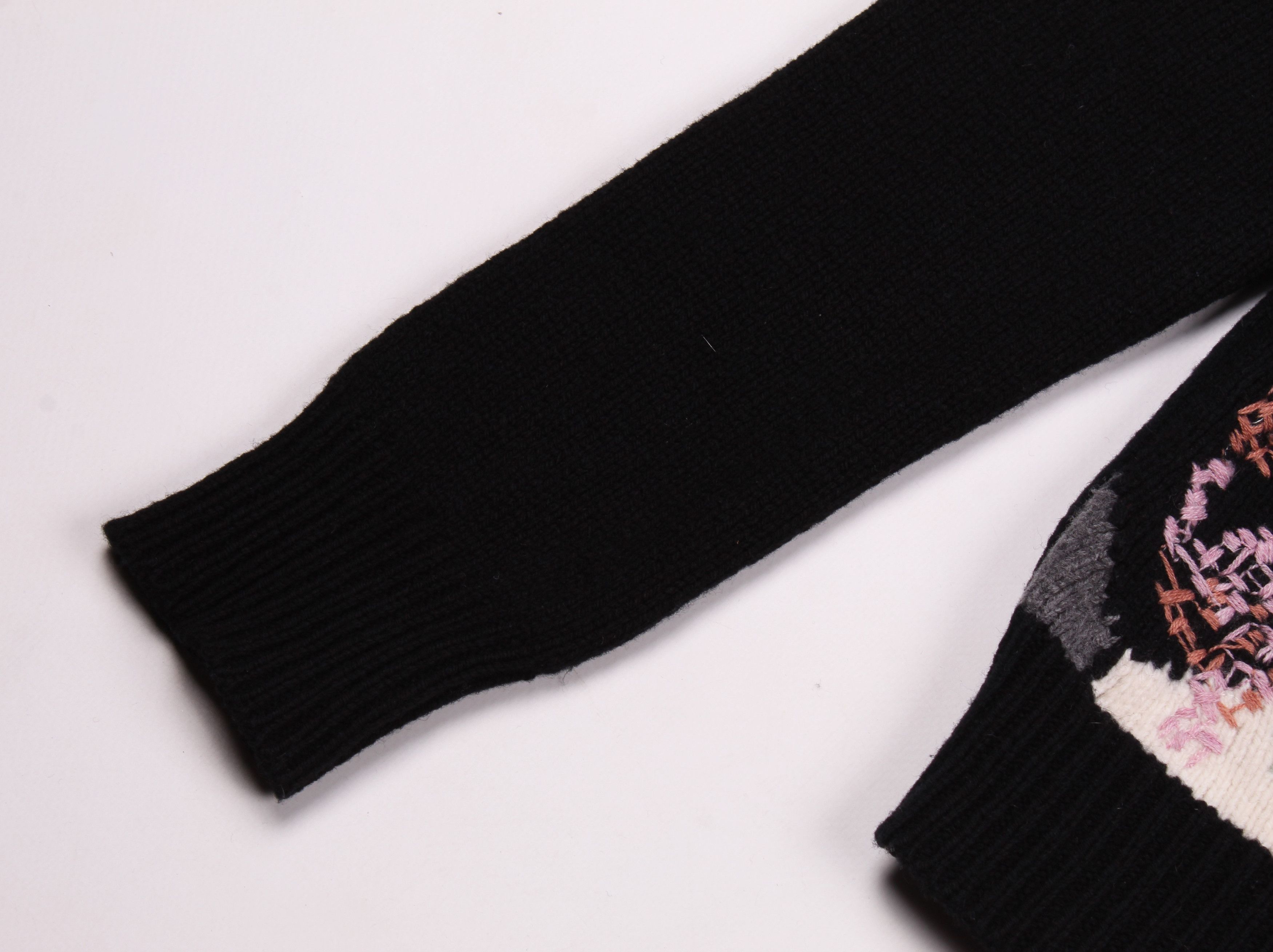 Ermanno Scervino × Vintage Vintage Ermanno Scervino Embroidered Wool Sweater Jumper Size M / US 6-8 / IT 42-44 - 4 Thumbnail