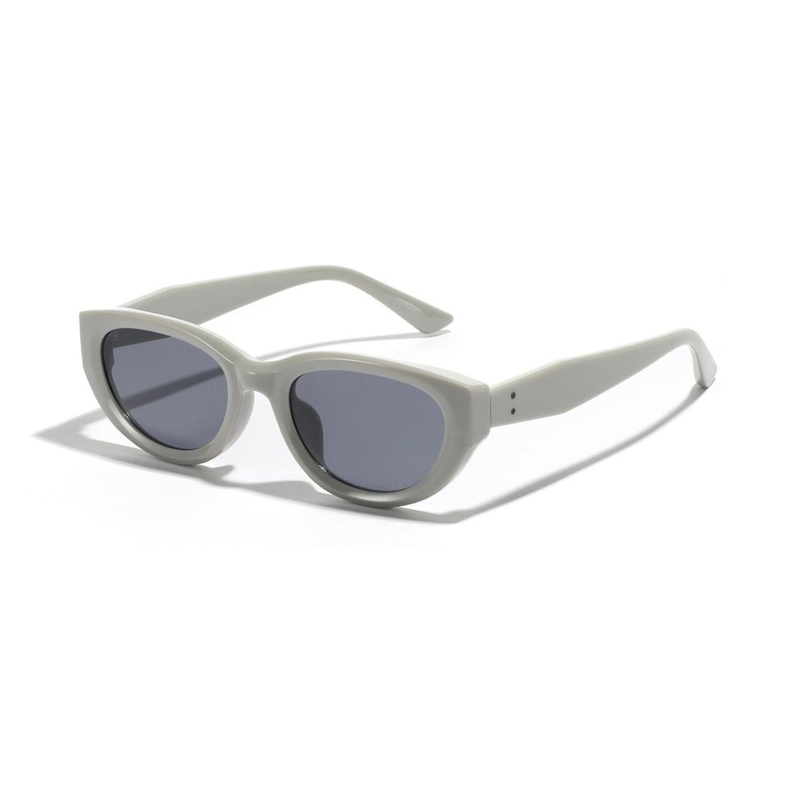 Japanese Brand Vtg Vintage Y2k Avant Garde Cat Eye Gray Sunglasses Unisex Size ONE SIZE - 1 Thumbnail