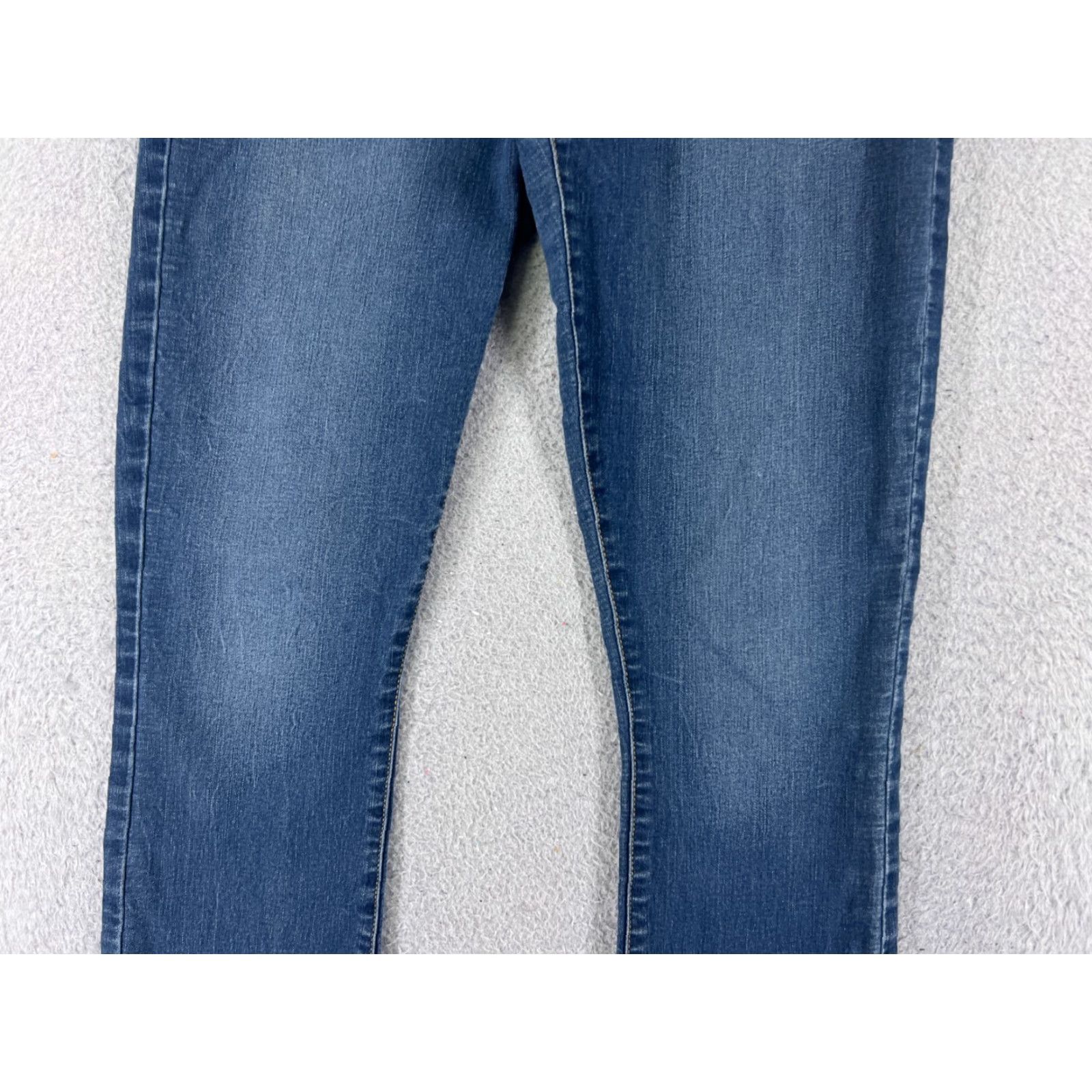 Lucky Brand Lucky Brand Jeans Skinny Blue Denim 25 27in 27in 27x27 Regular 8 Womens 90s Designer Baggy? Size 30" / US 8 / IT 44 - 3 Thumbnail