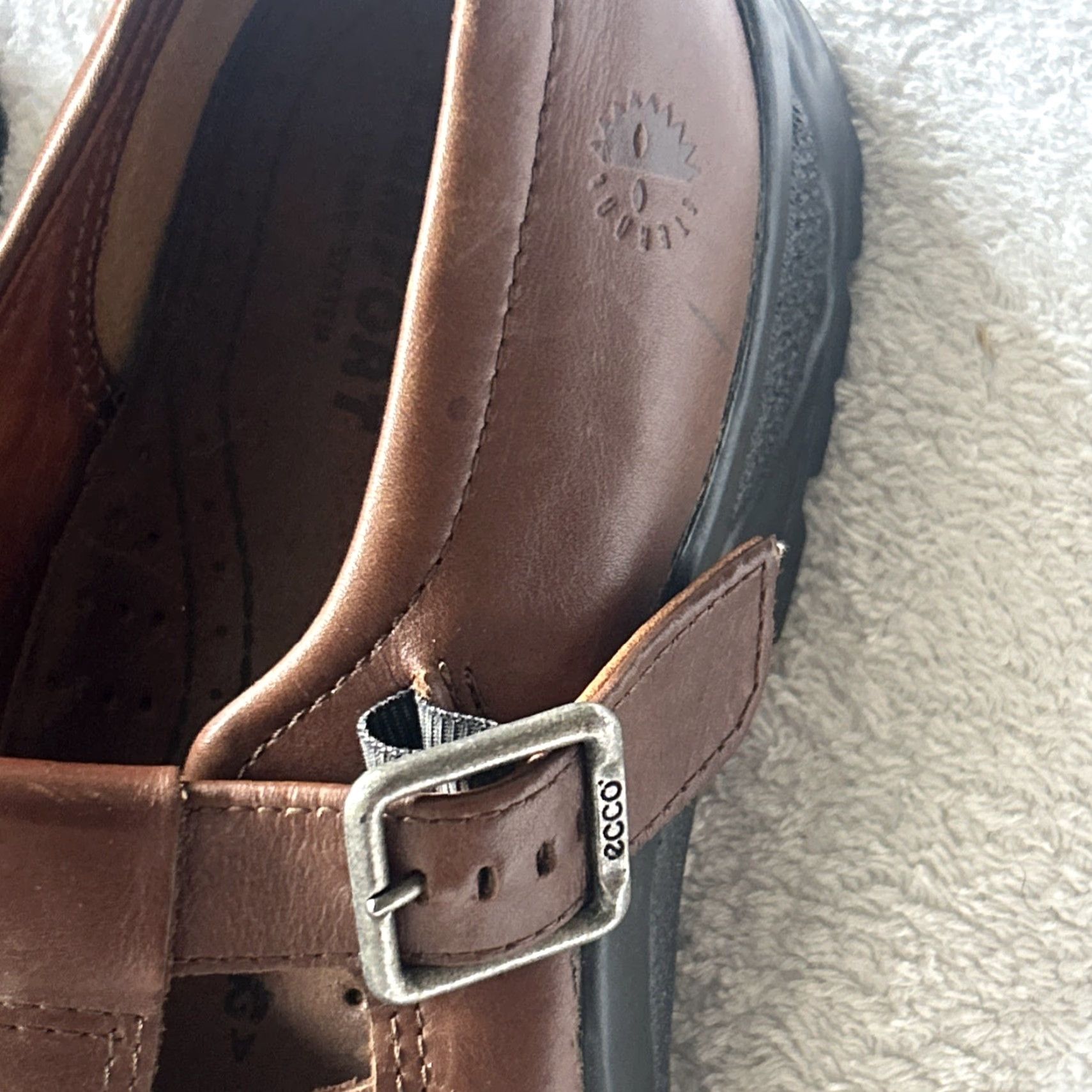 Ecco ECCO Comfort Fibre System Women's Leather Sandal Brown Buckle Casual Size 6.5 Traditional Buckle Comfort Footwear Women Brown Leather Sandal Size US 9 / IT 39 - 2 Thumbnail