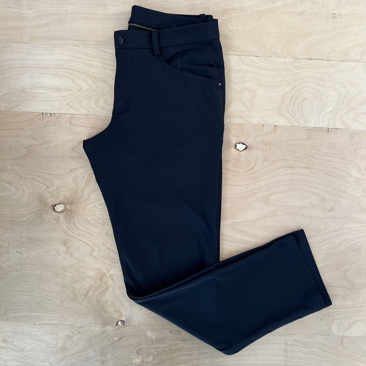 Lululemon NWOT Commission Pant Classic 32 Artifact