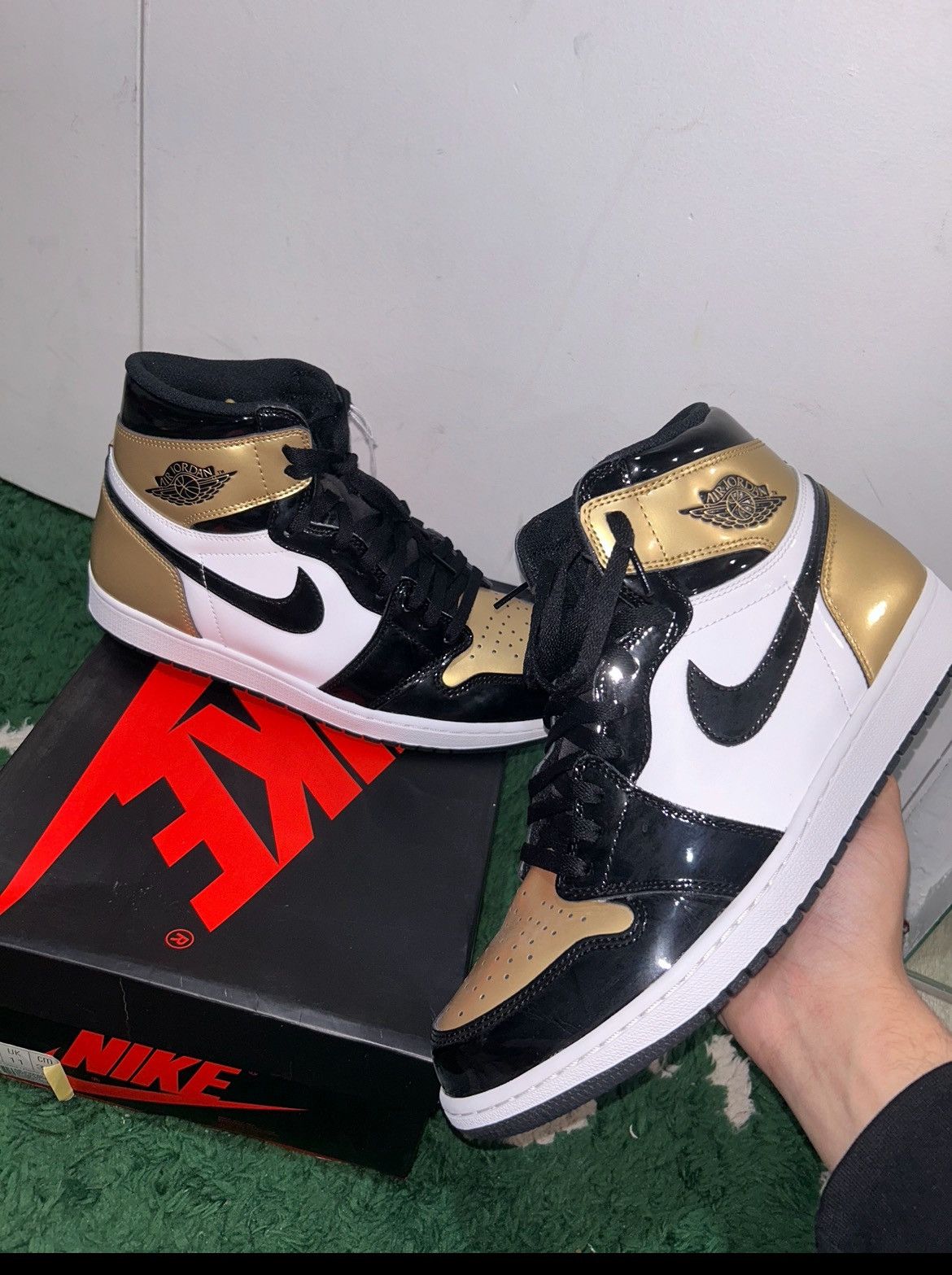 Size 12 Air Jordan Retro OG NRG High Gold Toe Preowned