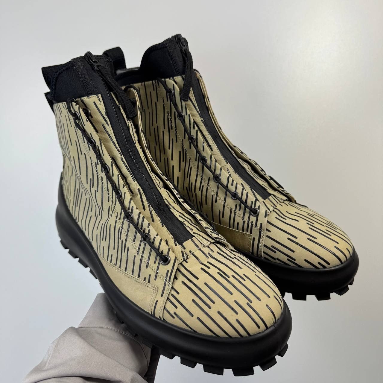 Stone Island Stone Island High-Top Boots Beige Graphic Print Chunky EU 46 Size US 13 / EU 46 - 1 Thumbnail