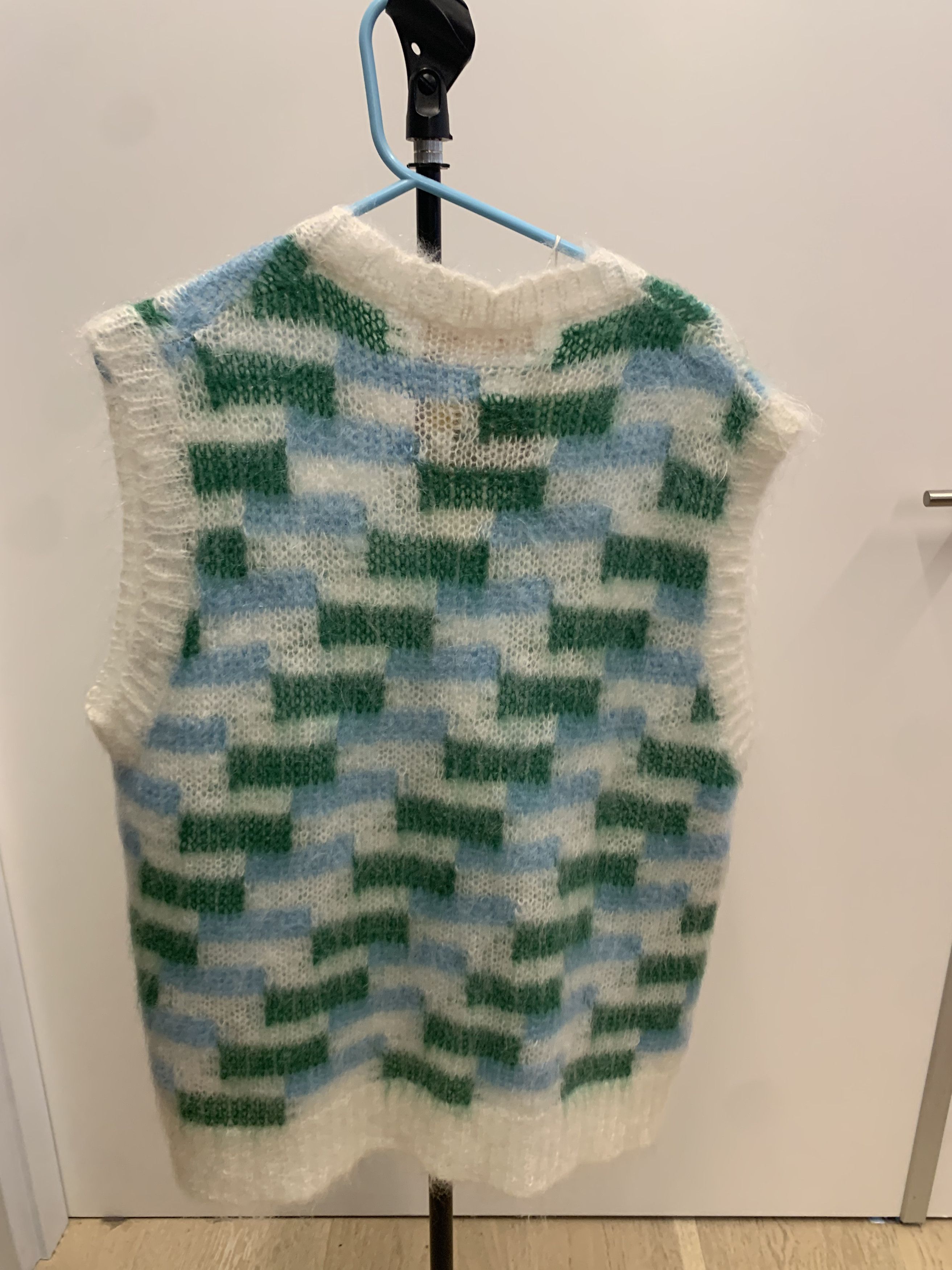 Marni Marni Marni V-Neck Knitted Vest Size US M / EU 48-50 / 2 - 5 Thumbnail